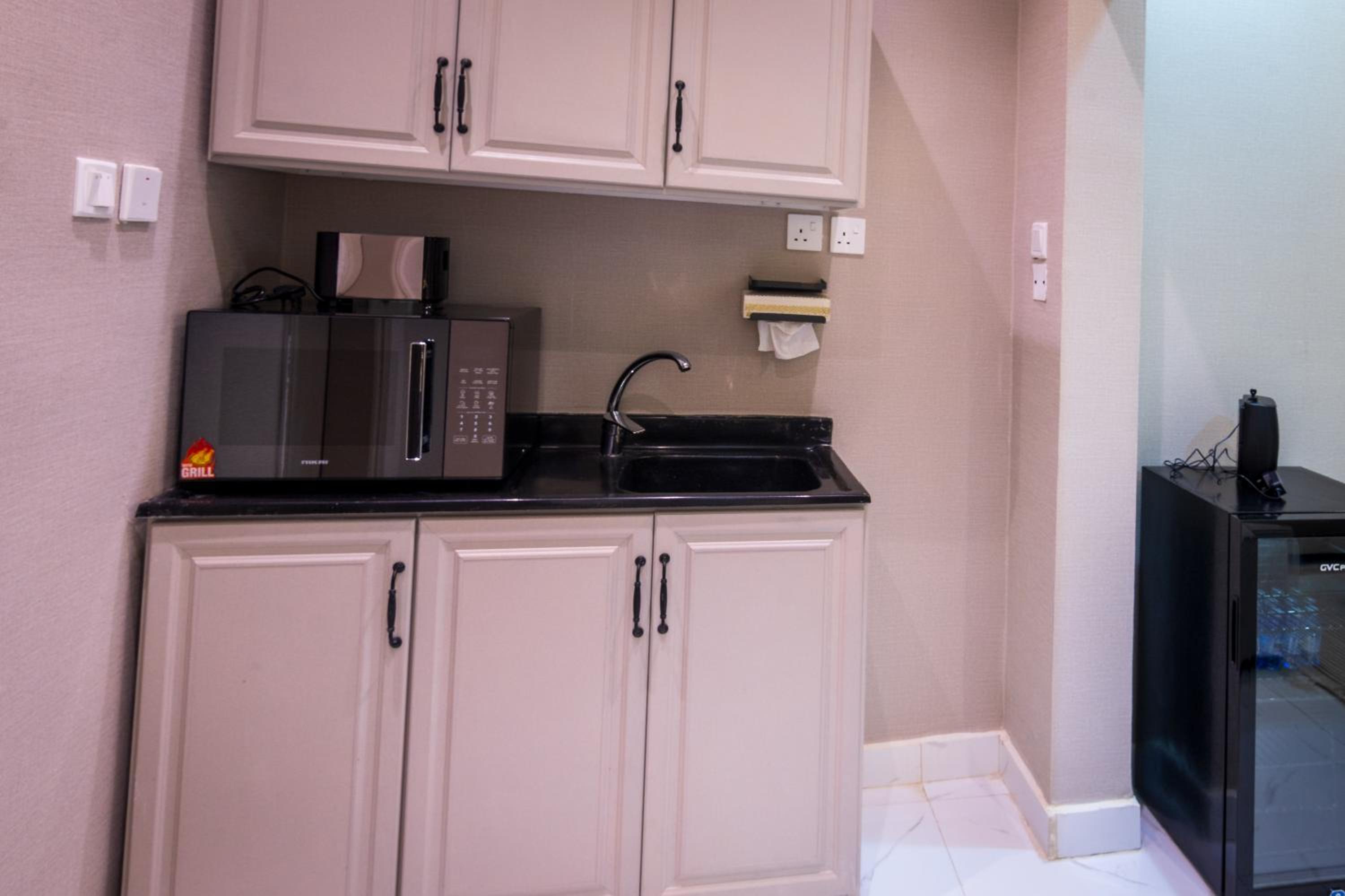 LP1-1 - Elegant Apartment near KAFD managed by Livedin