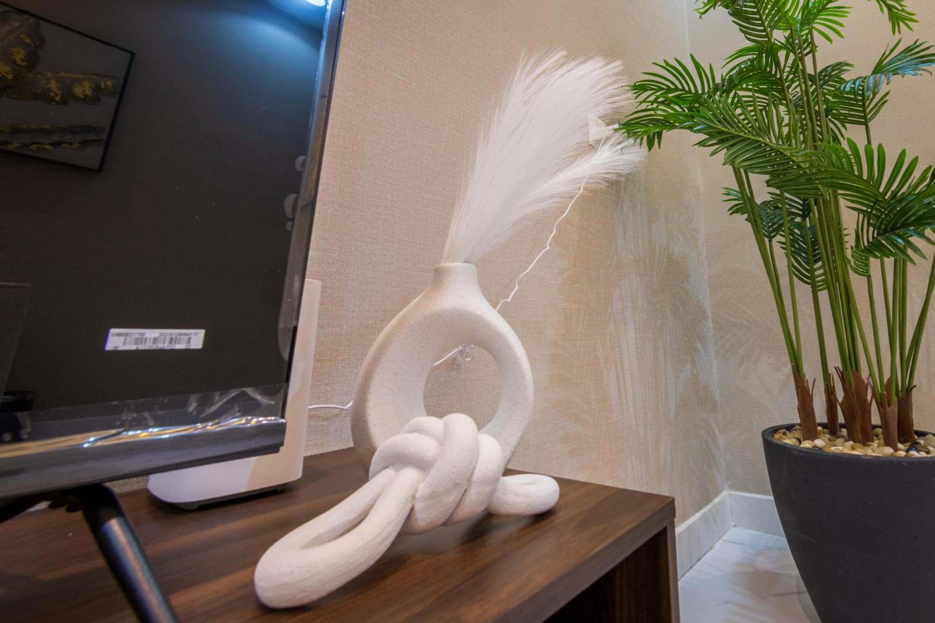 LP1-1 - Elegant Apartment near KAFD managed by Livedin