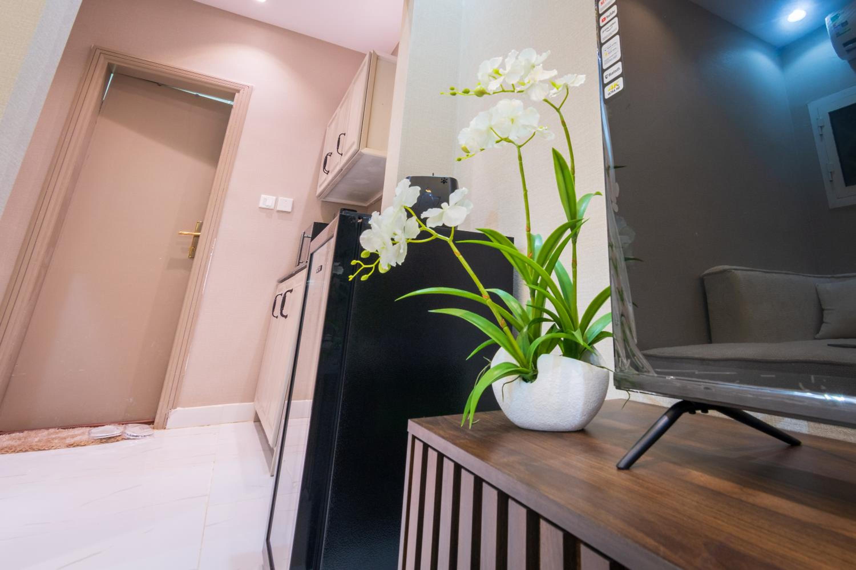 LP1-1 - Elegant Apartment near KAFD managed by Livedin