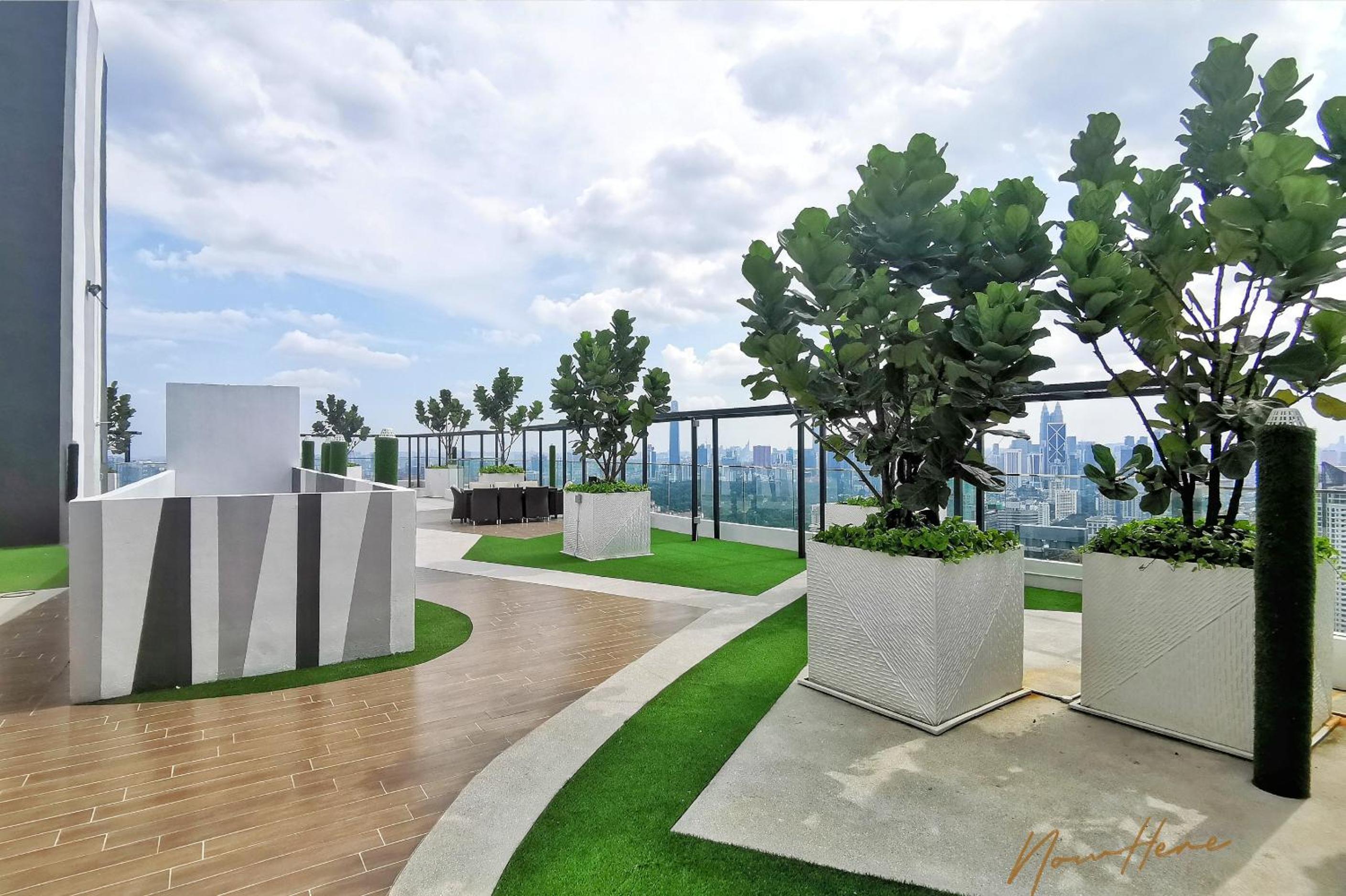 NowHere 2BR 4PAX with Balcony Reizz Jalan Ampang