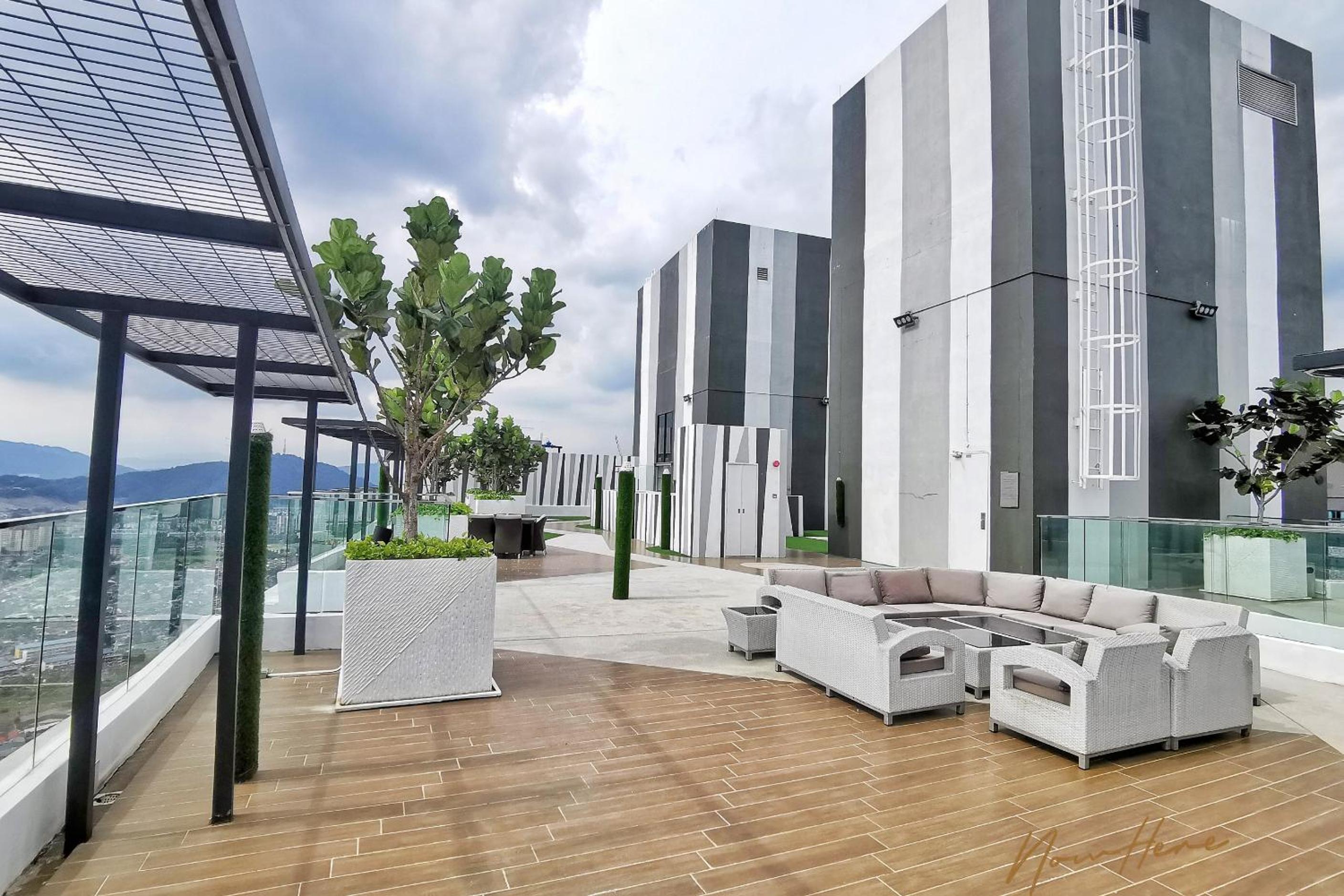 NowHere 2BR 4PAX with Balcony Reizz Jalan Ampang