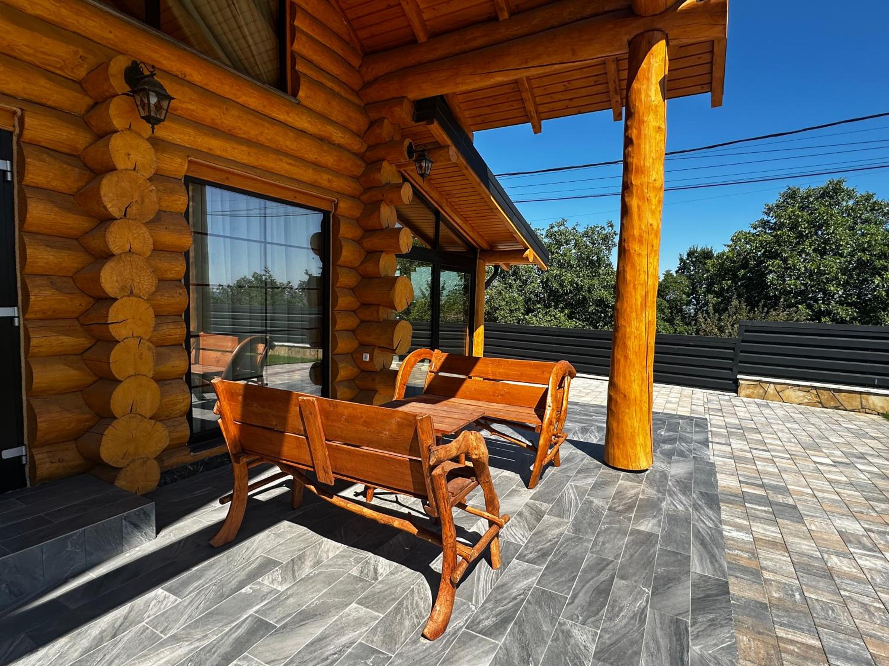 Vultur Chalet view 3