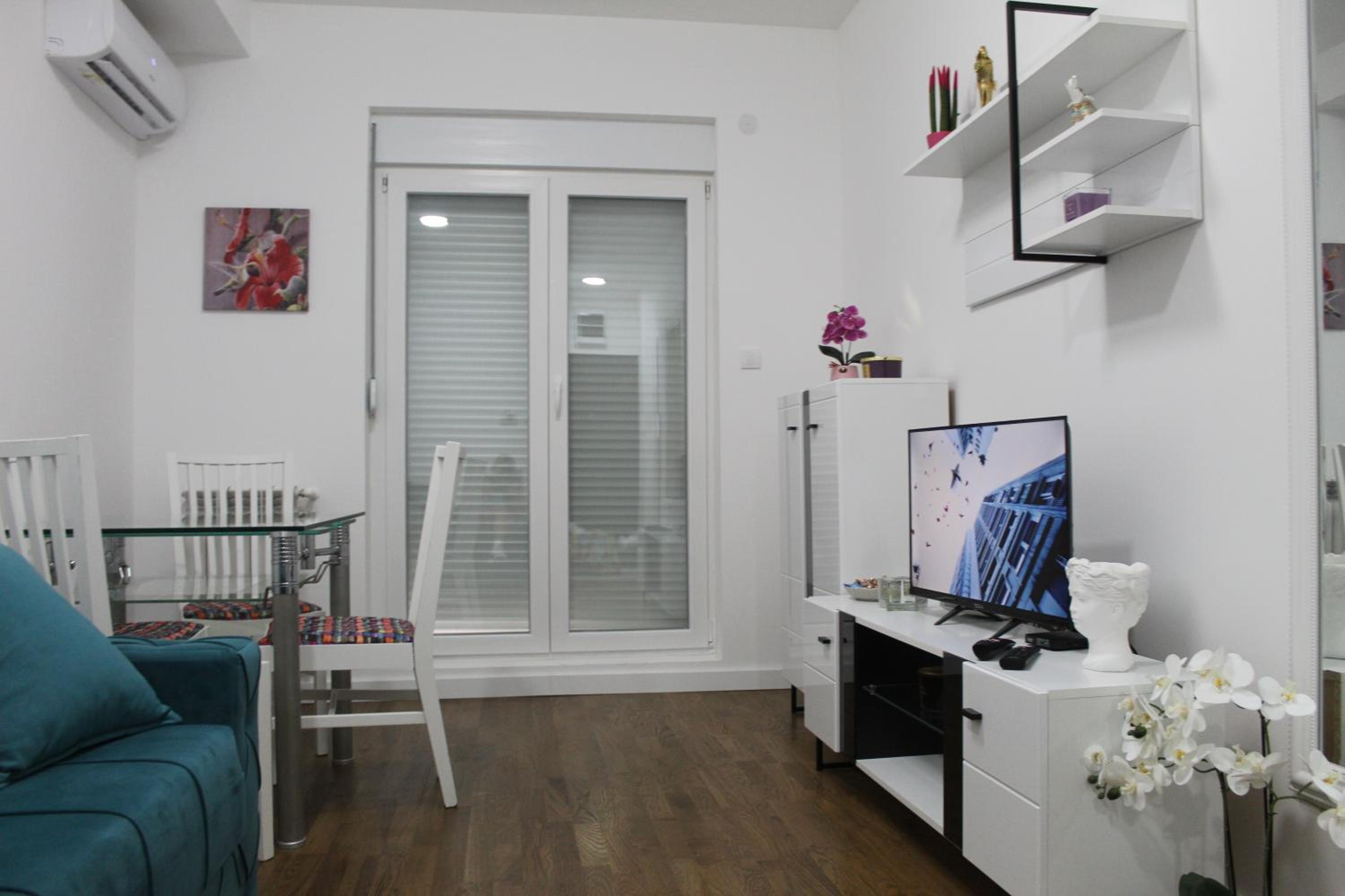 Zara Lux Panorama