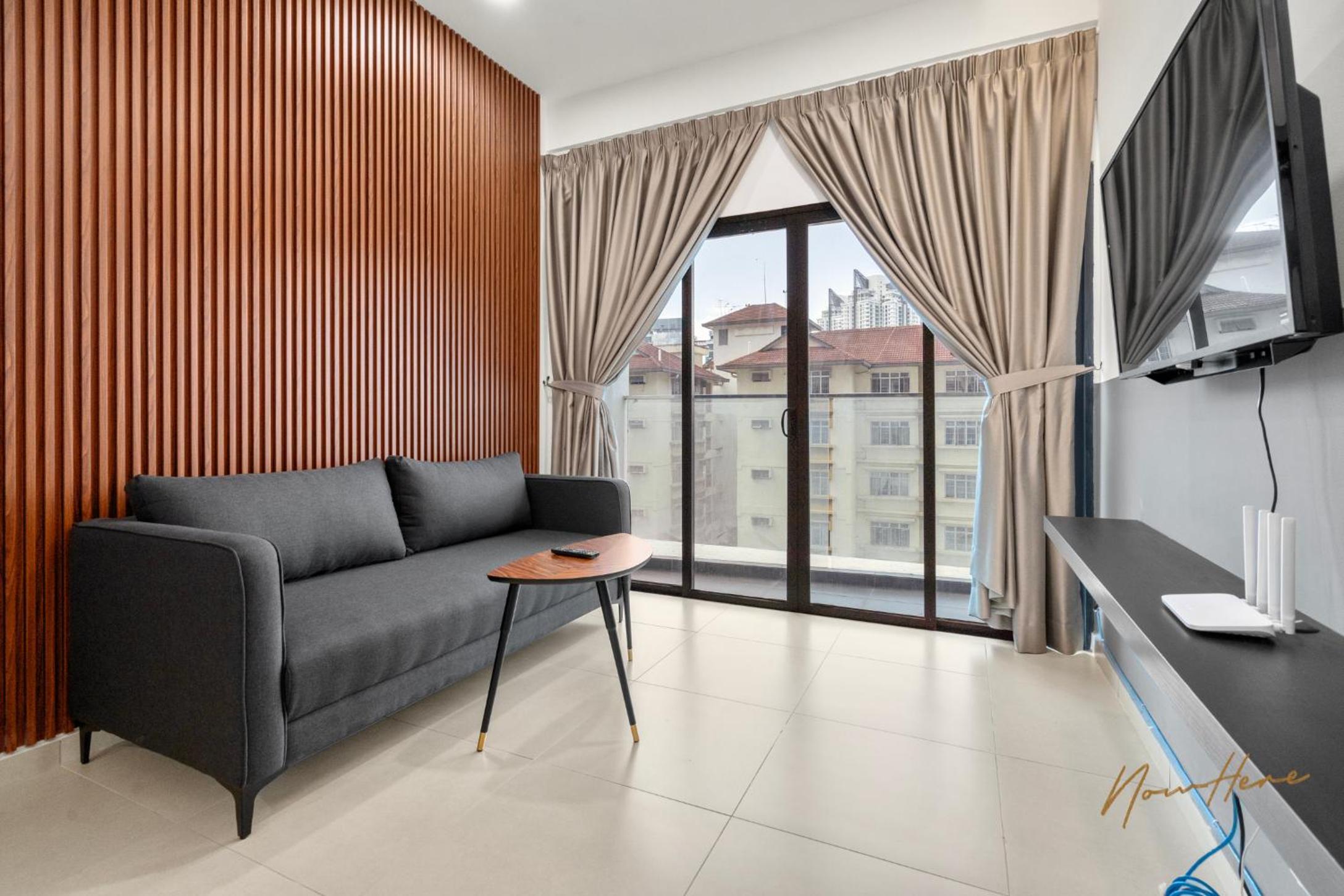NowHere 2BR 4PAX with Balcony Reizz Jalan Ampang