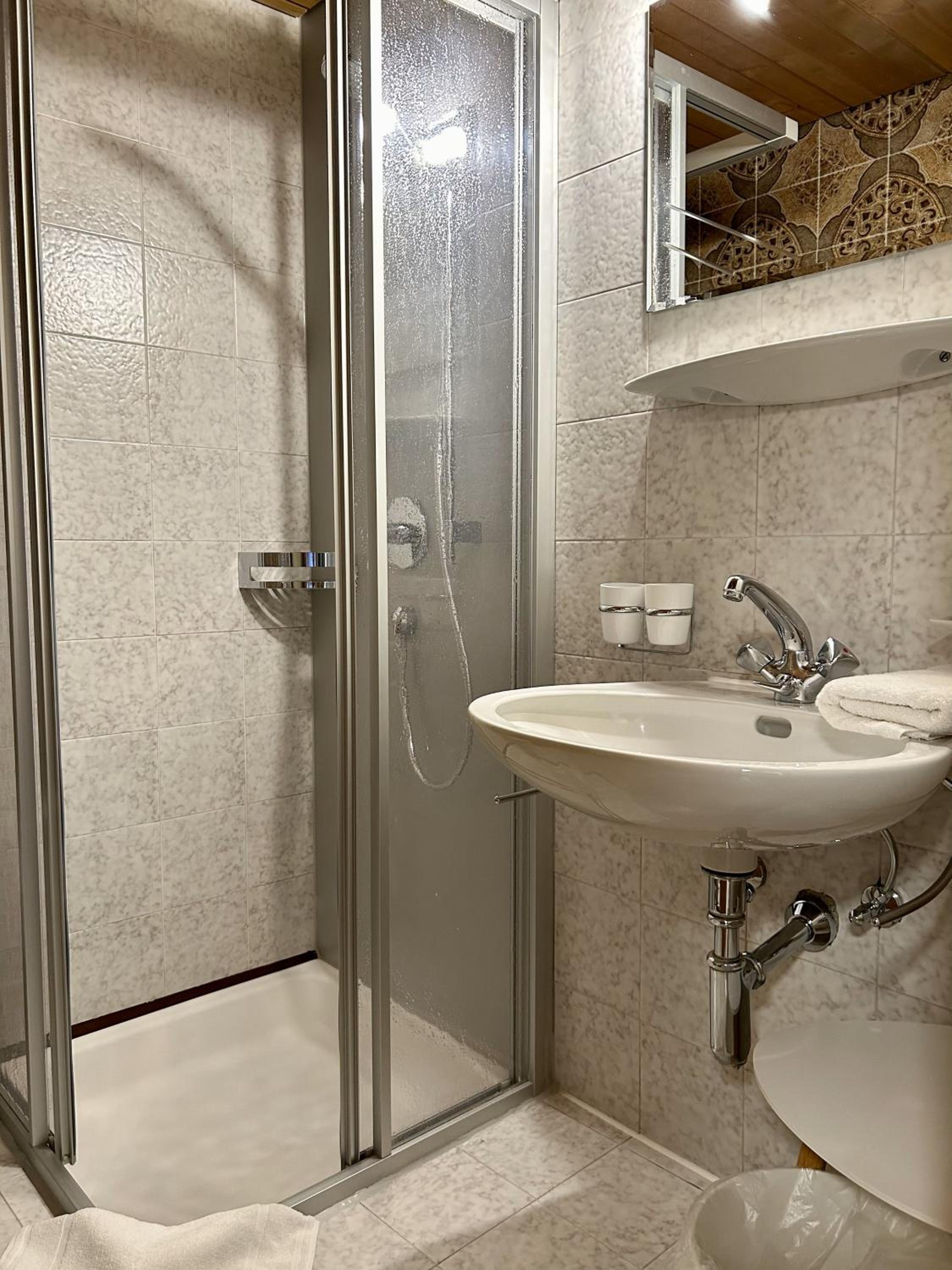 WOLF RETREAT Apartments im Lechtal davor Appartementhaus Michaela