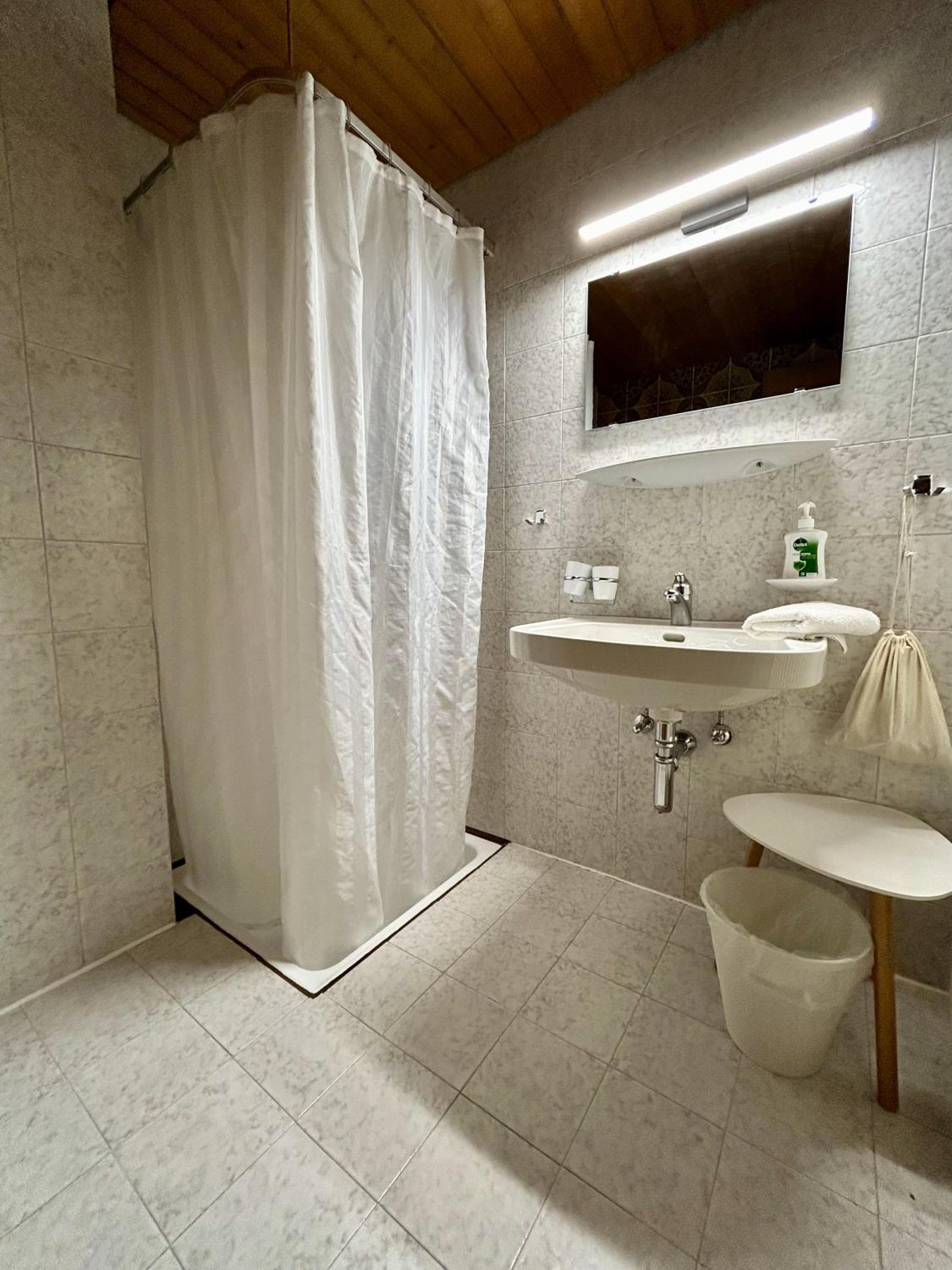 WOLF RETREAT Apartments im Lechtal davor Appartementhaus Michaela