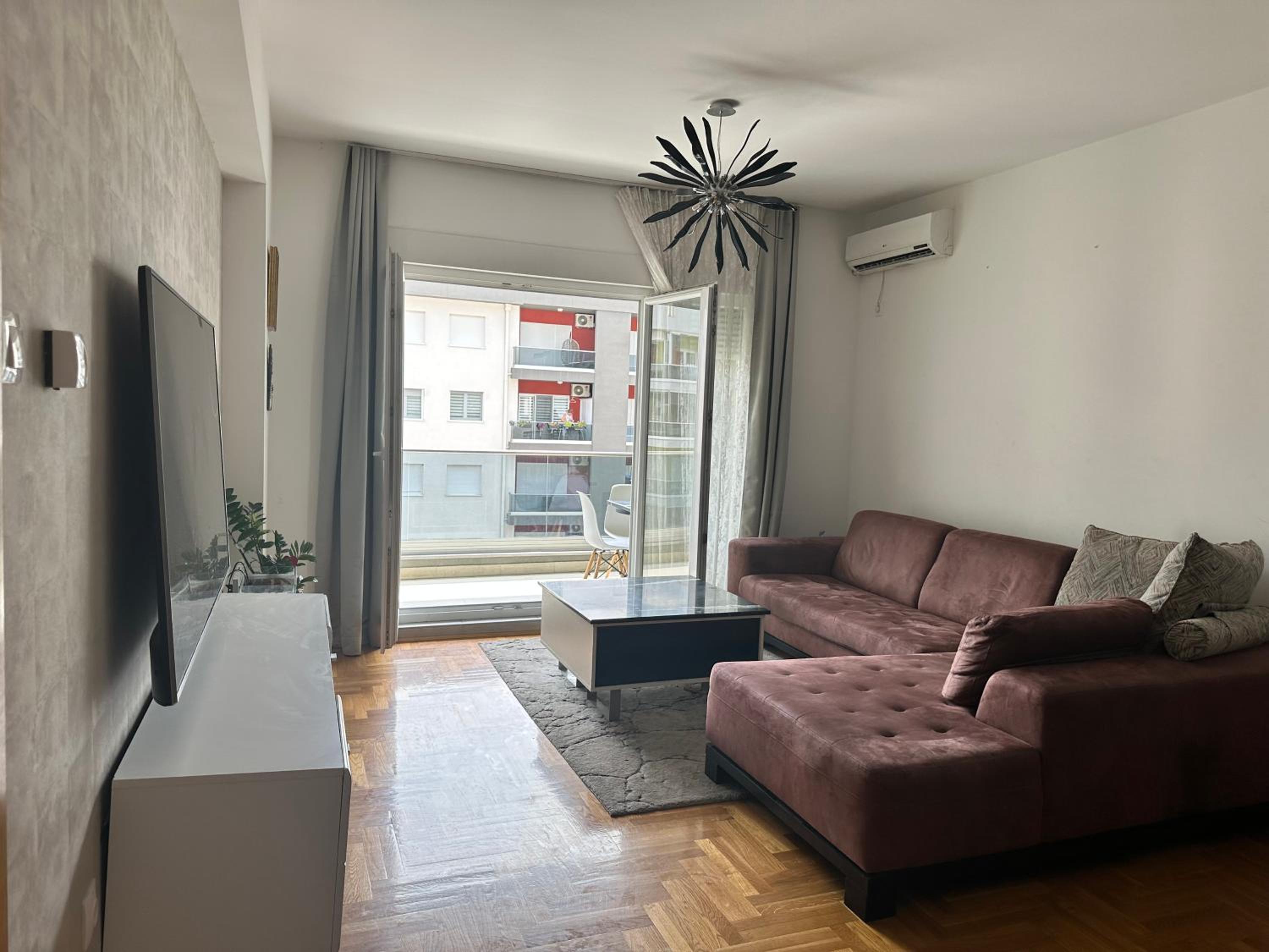 M&M Apartment