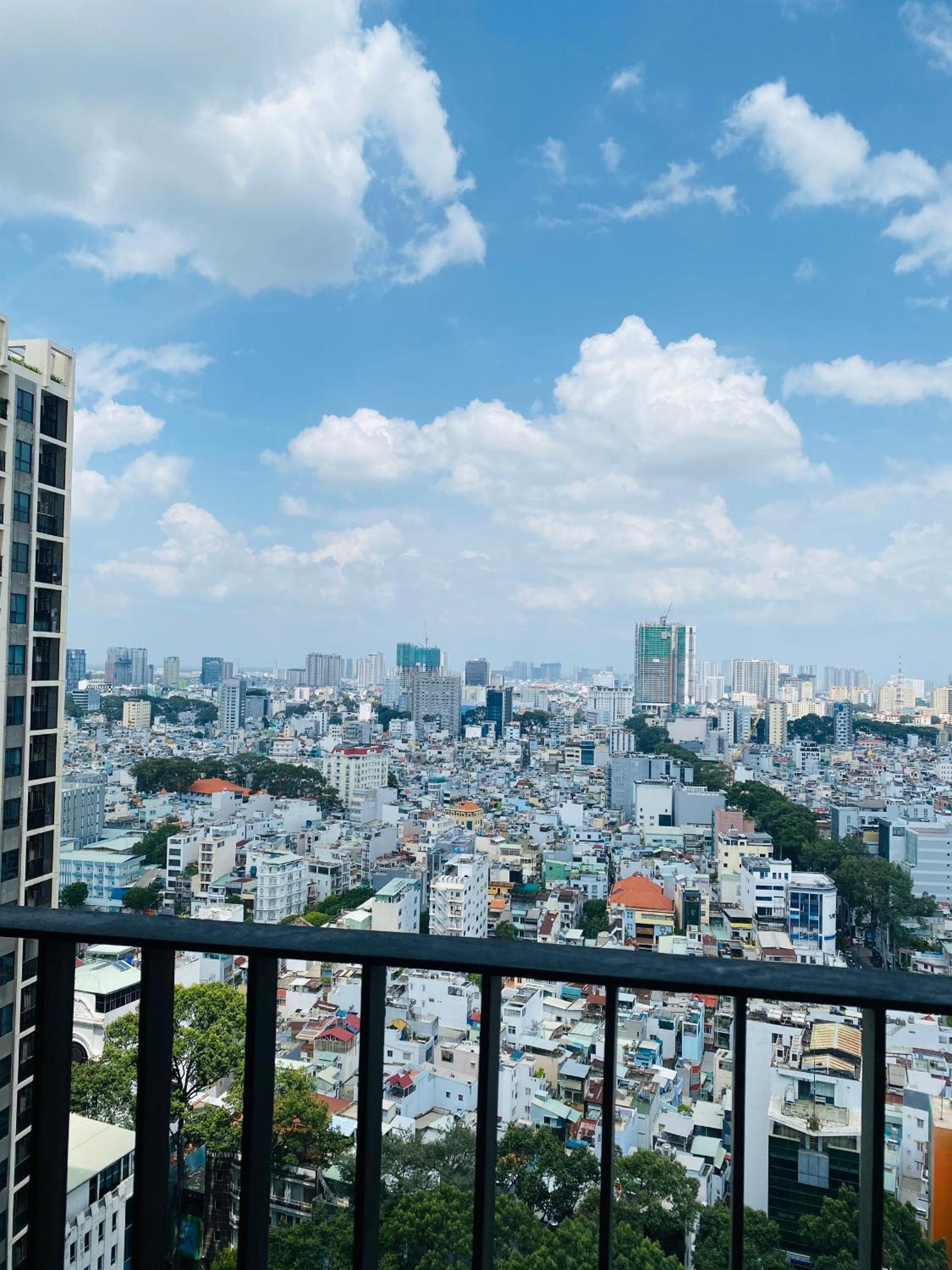Zhome - 1,2,3 BR apartment in Ha Do Centrosa - District 10