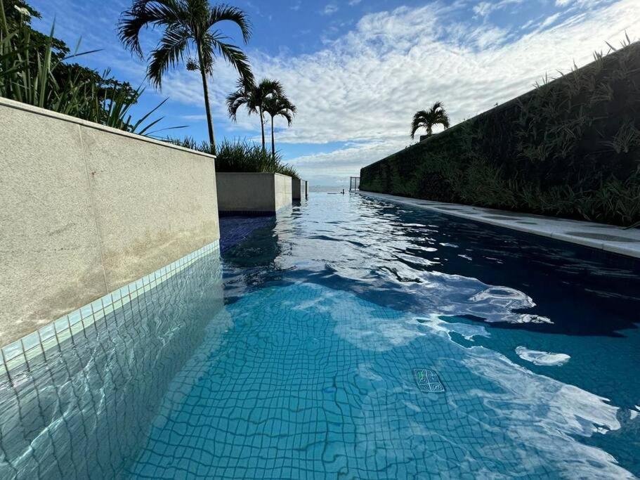 Apartamento alto padrão Salvador BC1309 Pé na Areia Vista Mar Barra Ondina