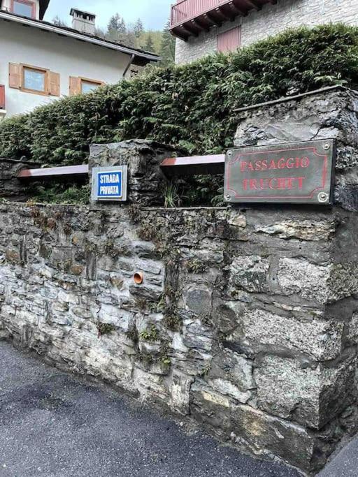Imperial Elegance in Courmayeur City Center view 3