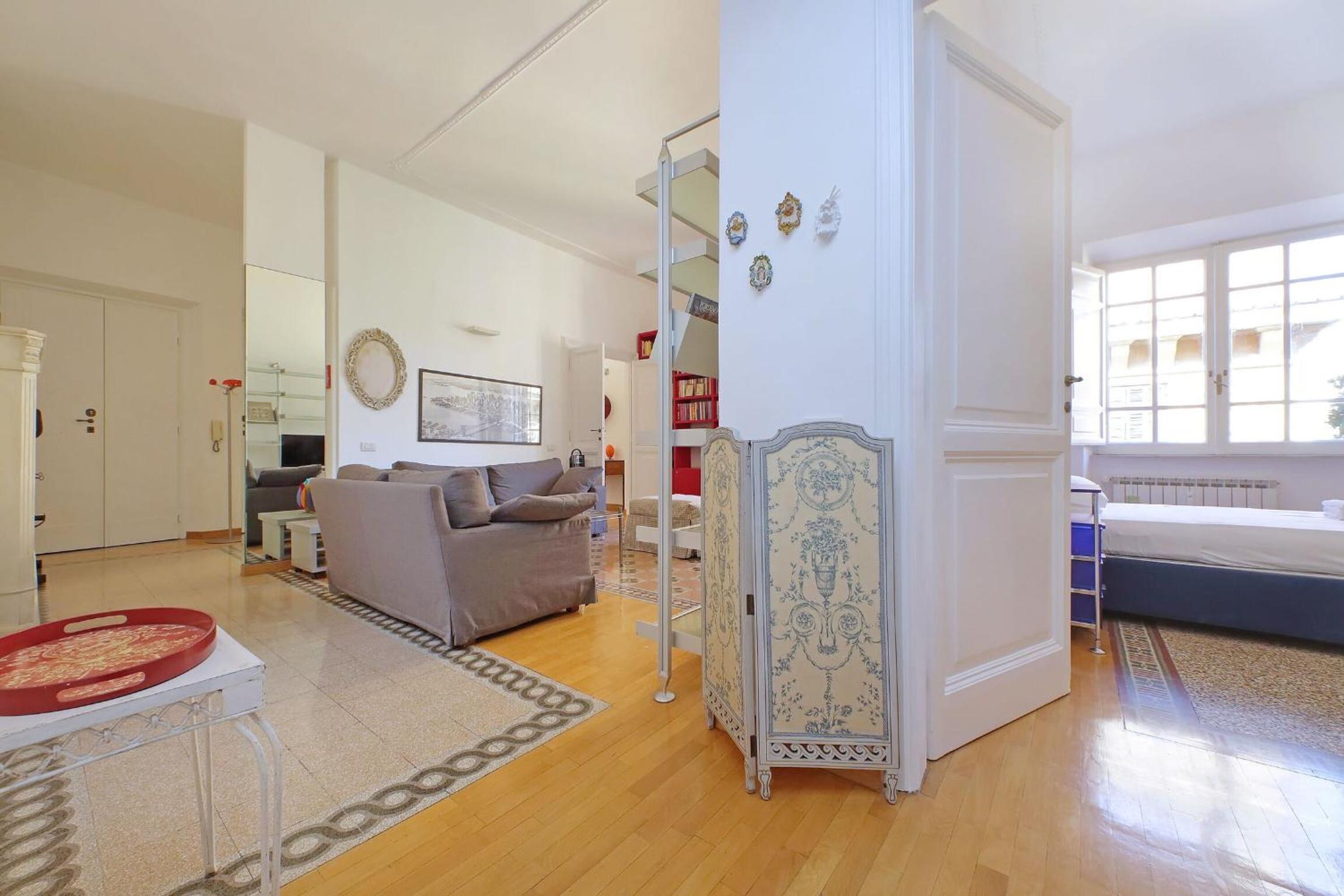 Parioli, Bright And Quiet 2BR Apartment By Halldis