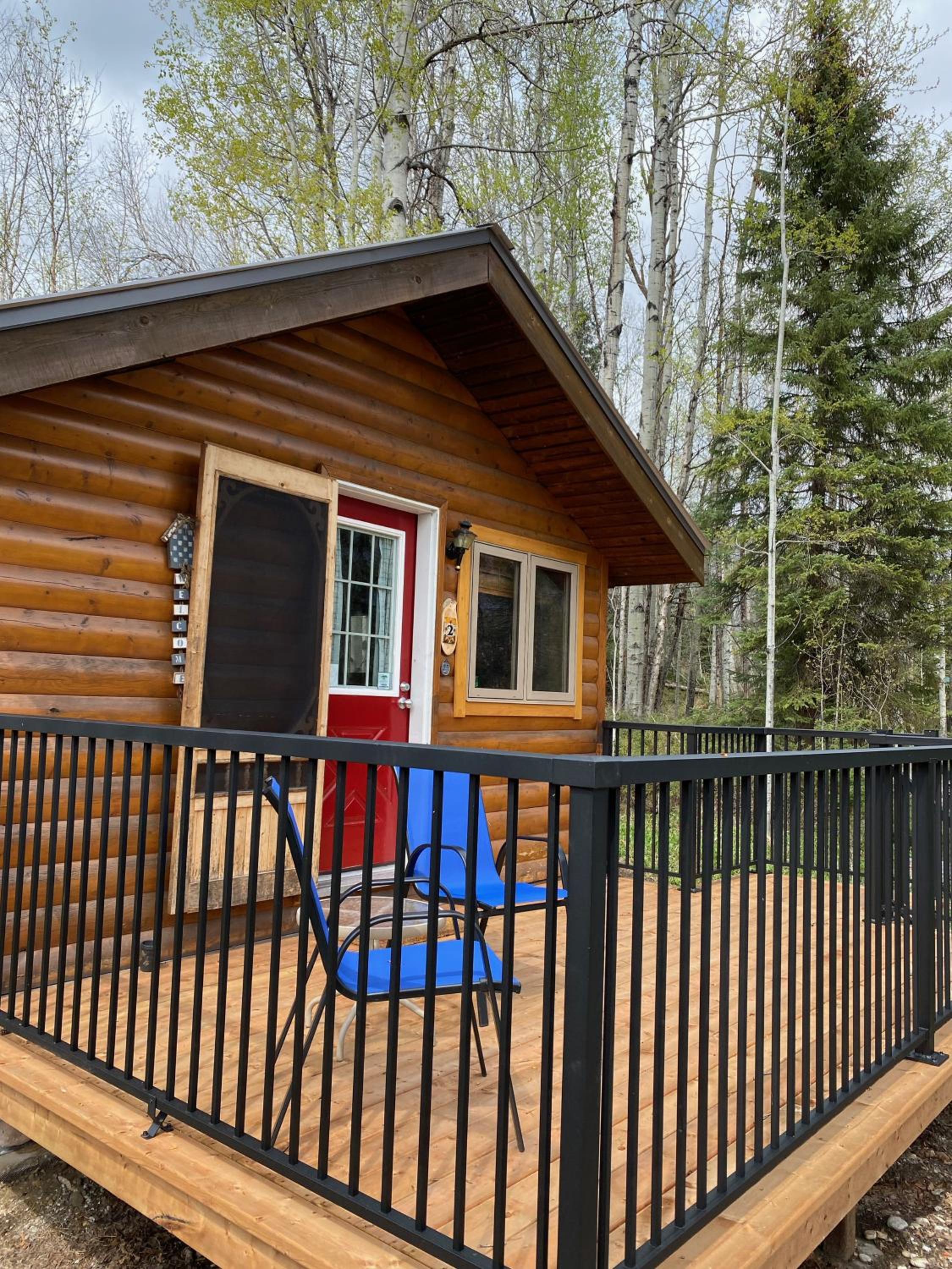 Golden Vacations - Rocky Mountain Cabins and Home - Property Image 1