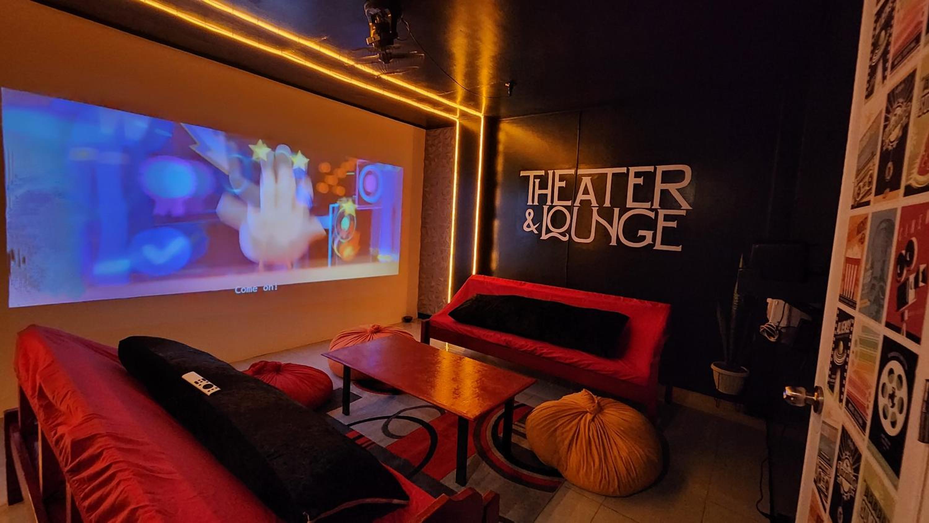 Watch Eat Movieroom