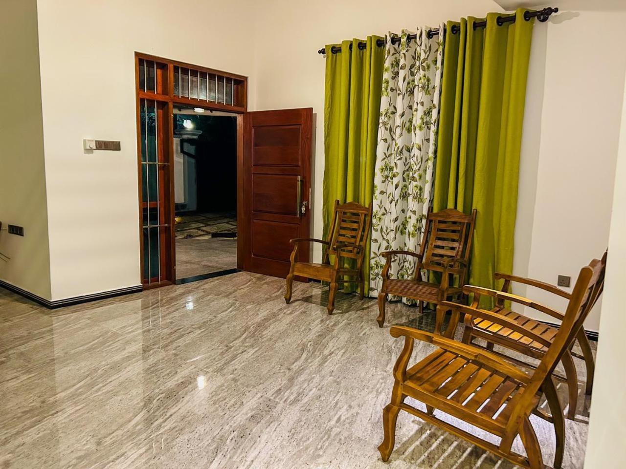 Isuri Villa-02 BEDROOM WITH AIRCONDITIONER AND 01 BEDROOM NON-AC view 4