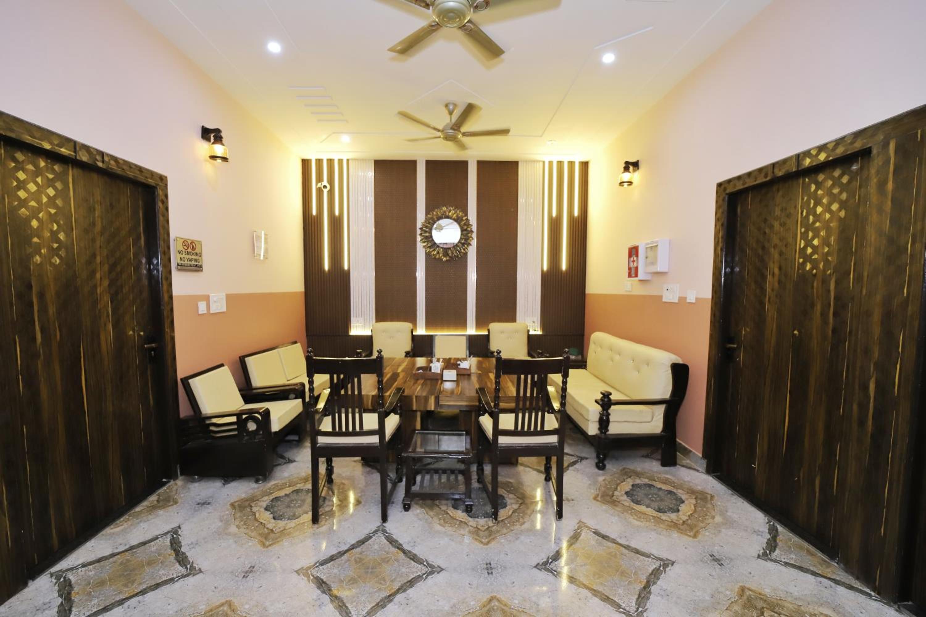 The Orchid Retreat Agra - Stay Near Taj Mahal