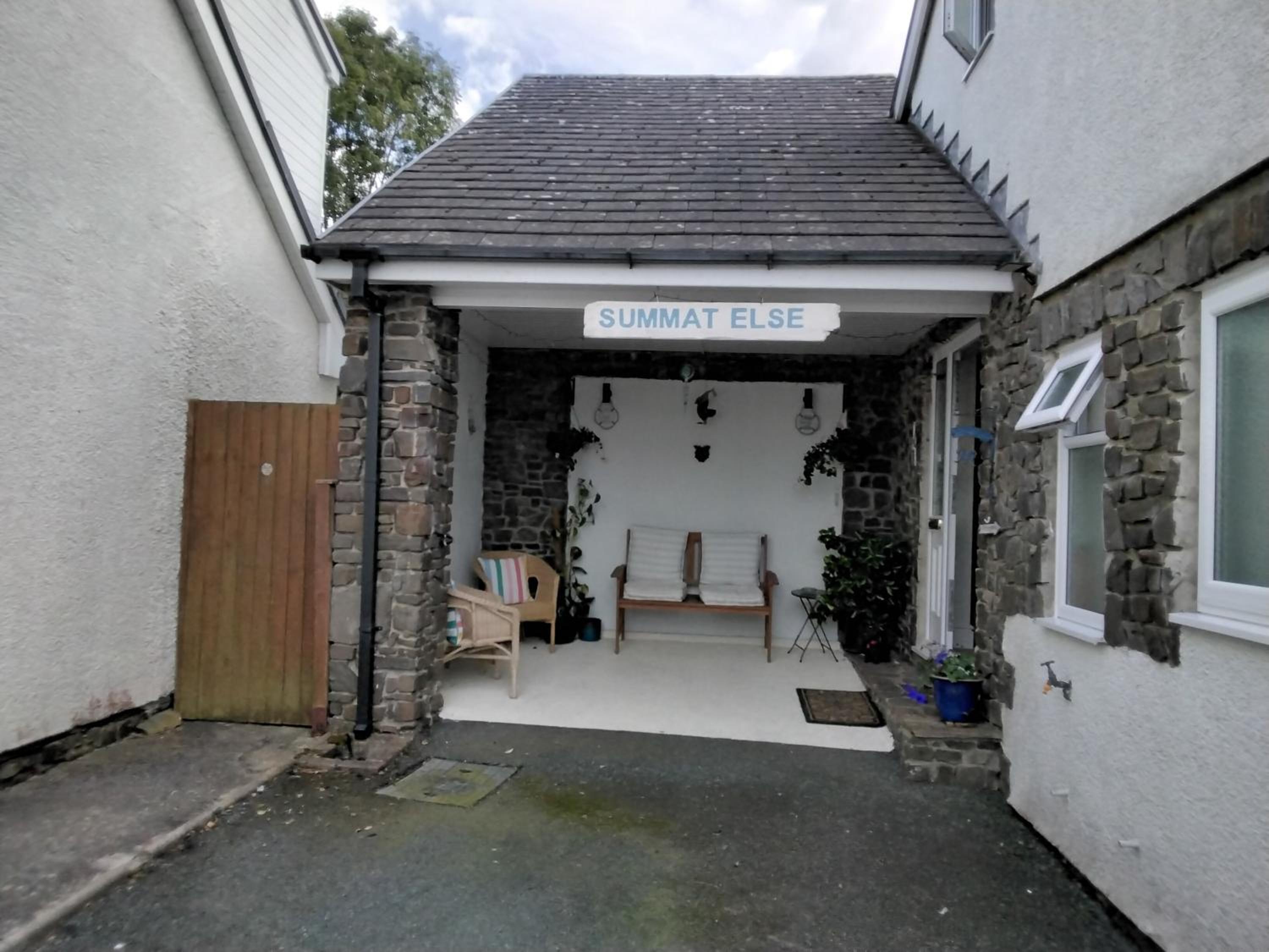 Summat Else B & B