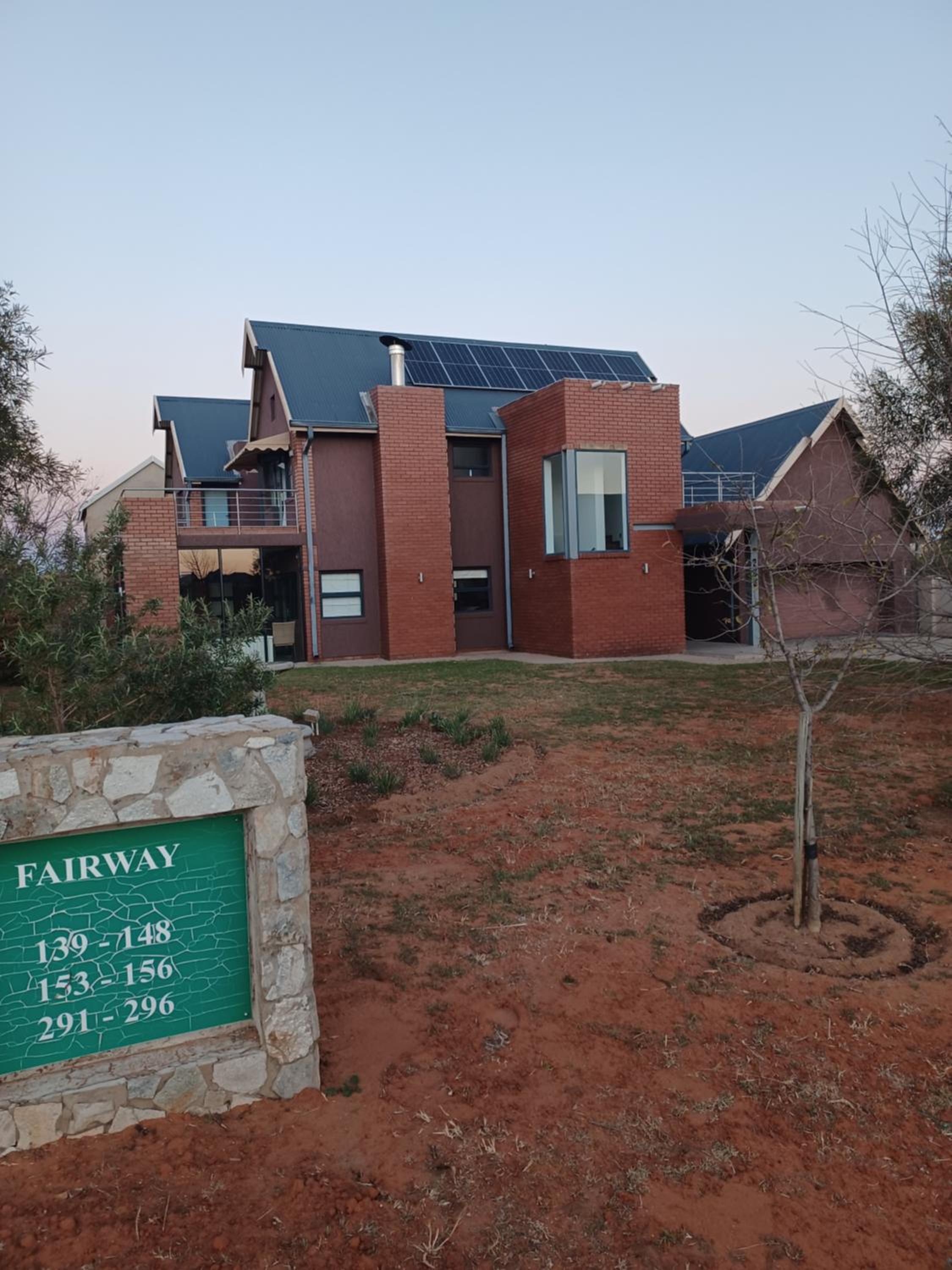 288 Majestic View - Vaal De Gràce Golf Estate - Loadshedding Friendly view 5