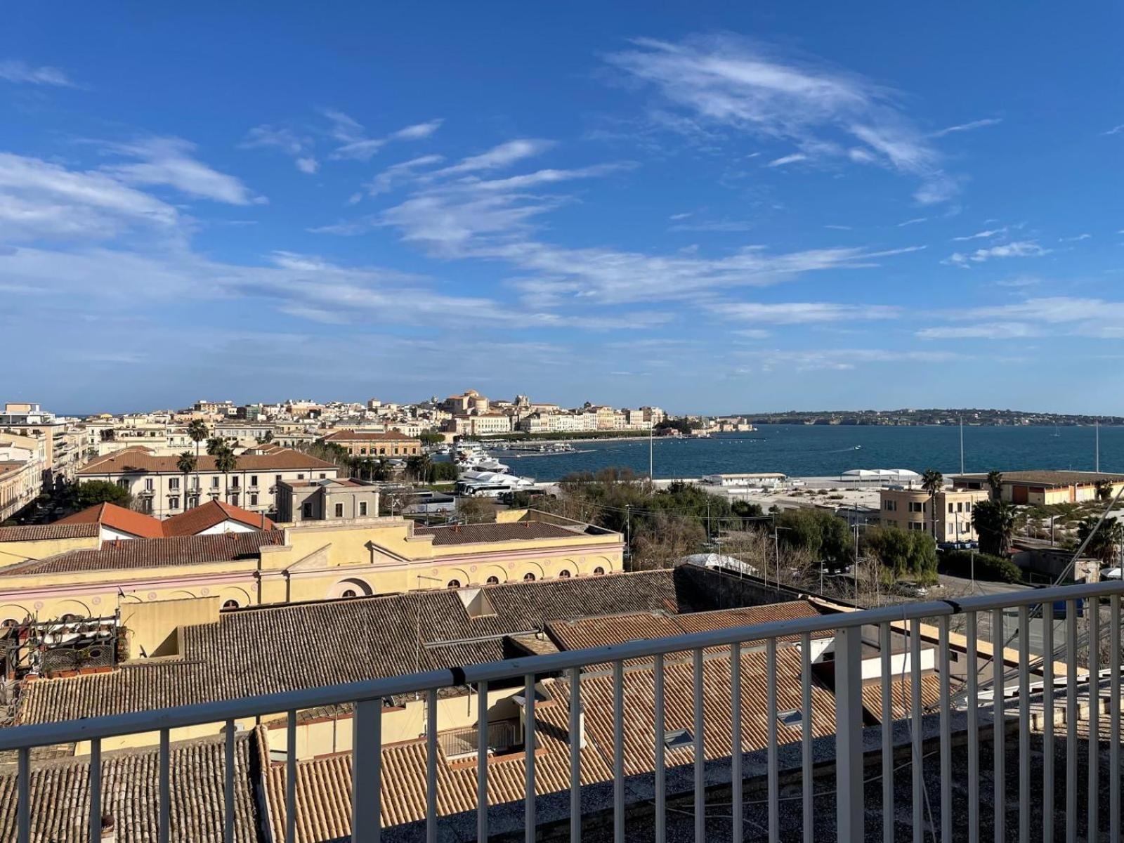 House Island Ortigia