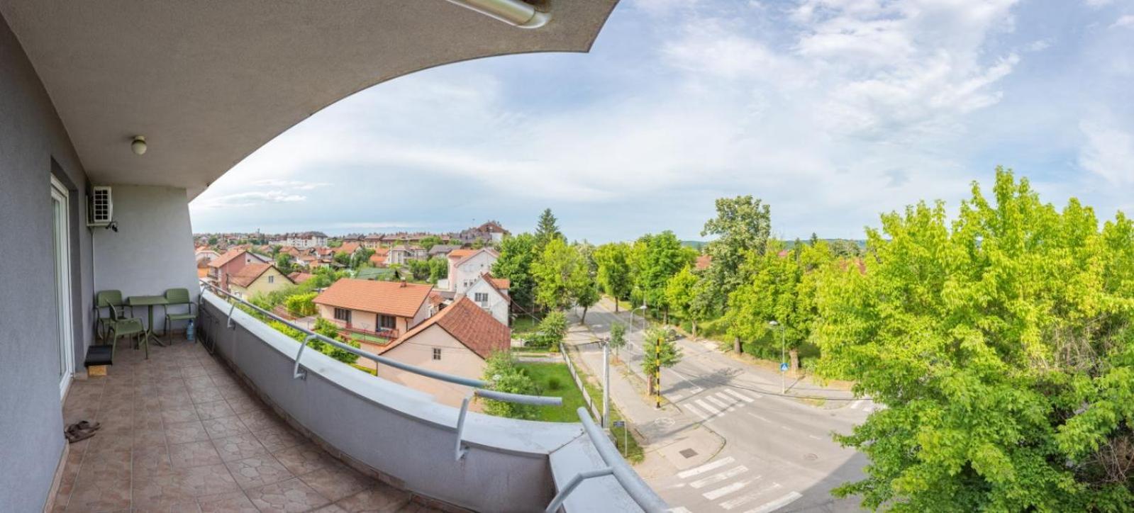 Šarmantan stan u centru grada