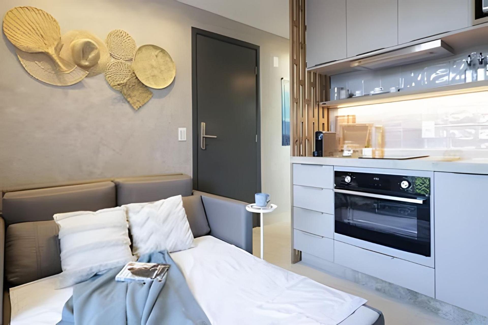 Beachfront flat at Porto de Galinhas beach, close to the natural pools.