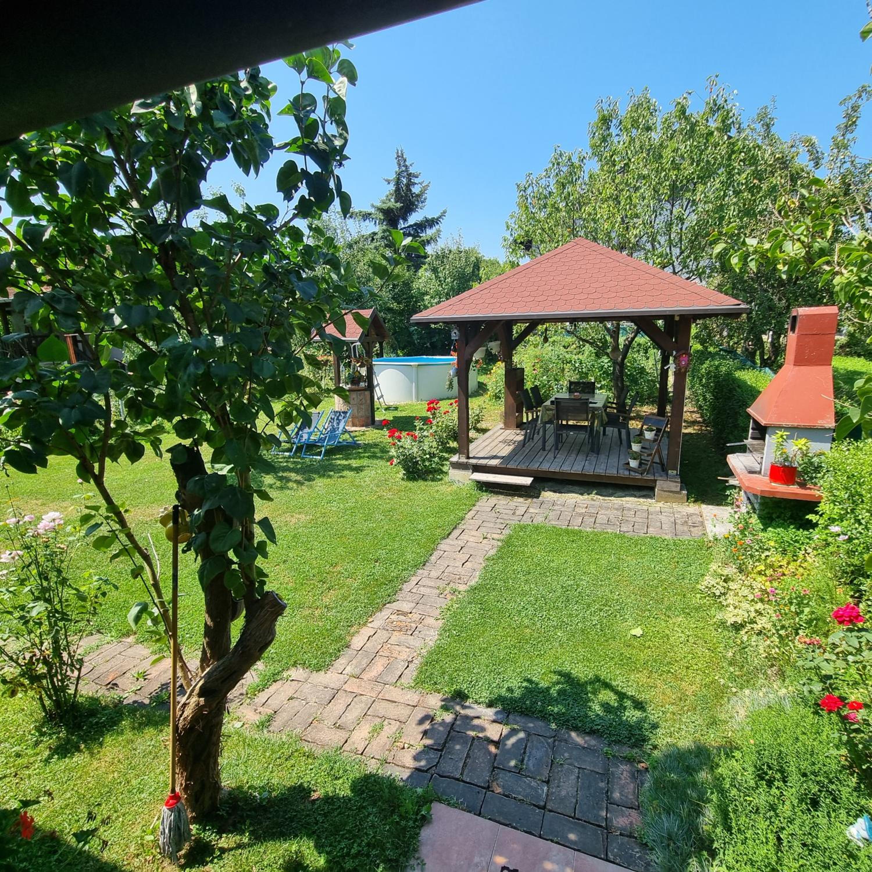 Photo 28