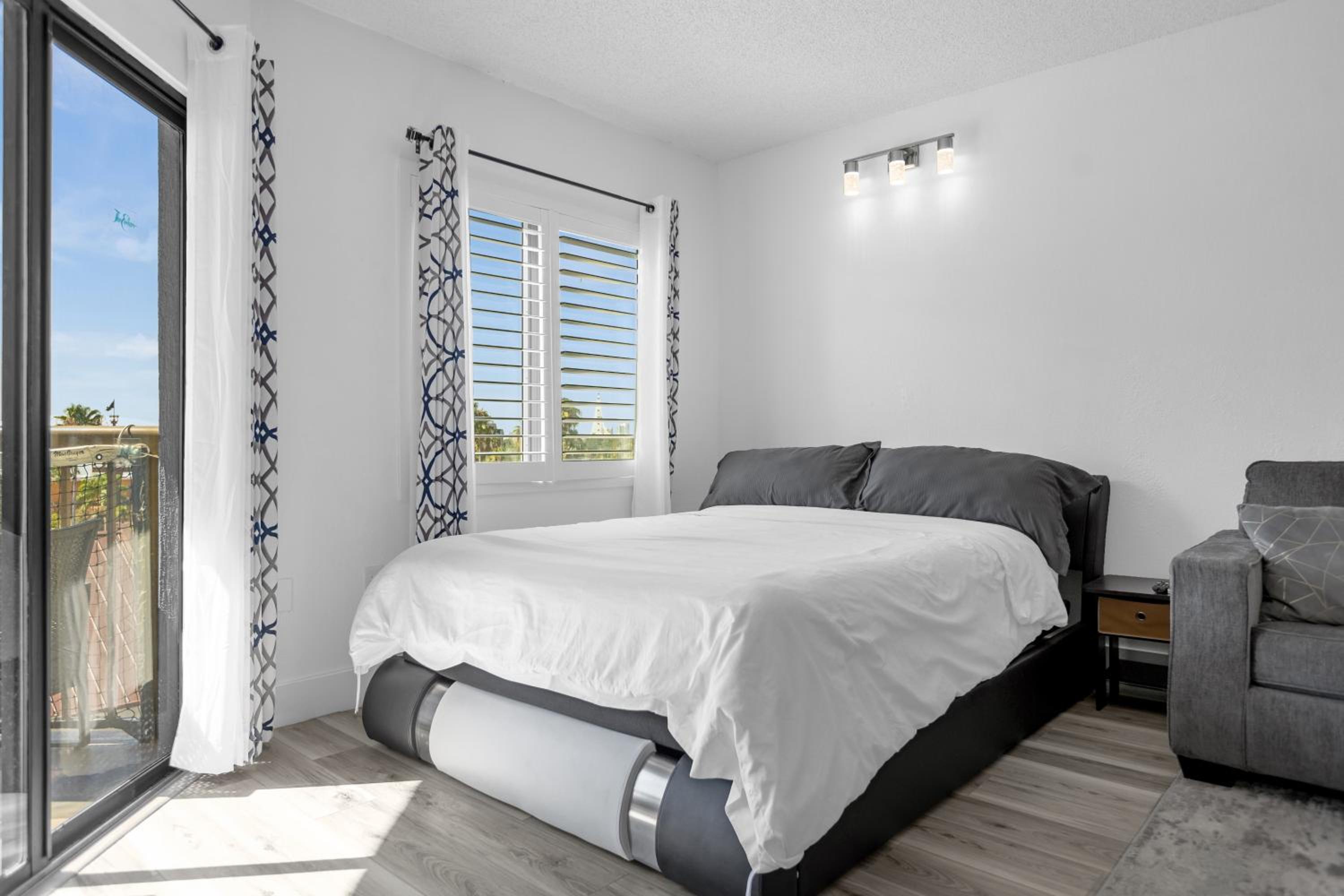 Cozy Condo on International Dr. Near Universal Studios