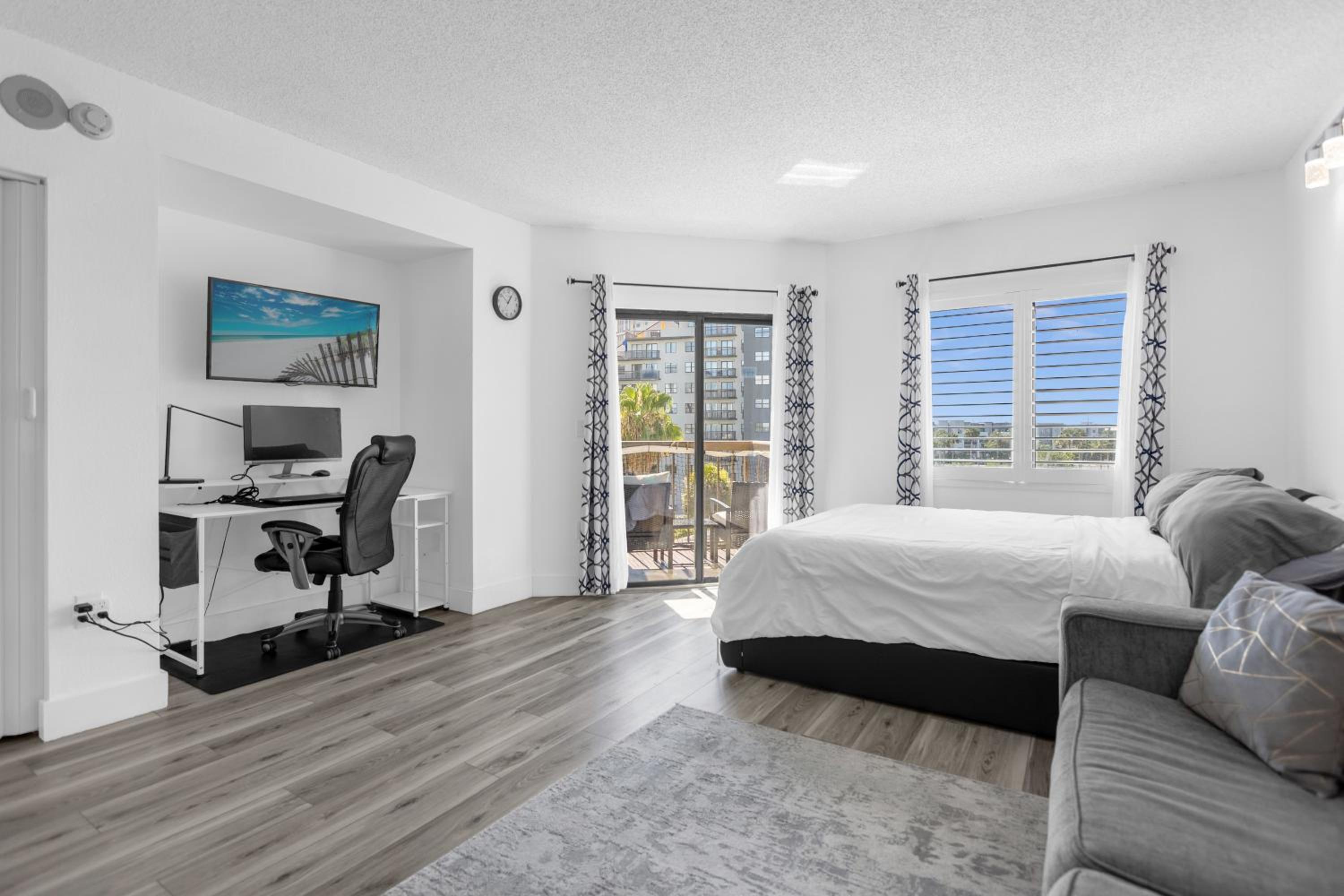 Cozy Condo on International Dr. Near Universal Studios