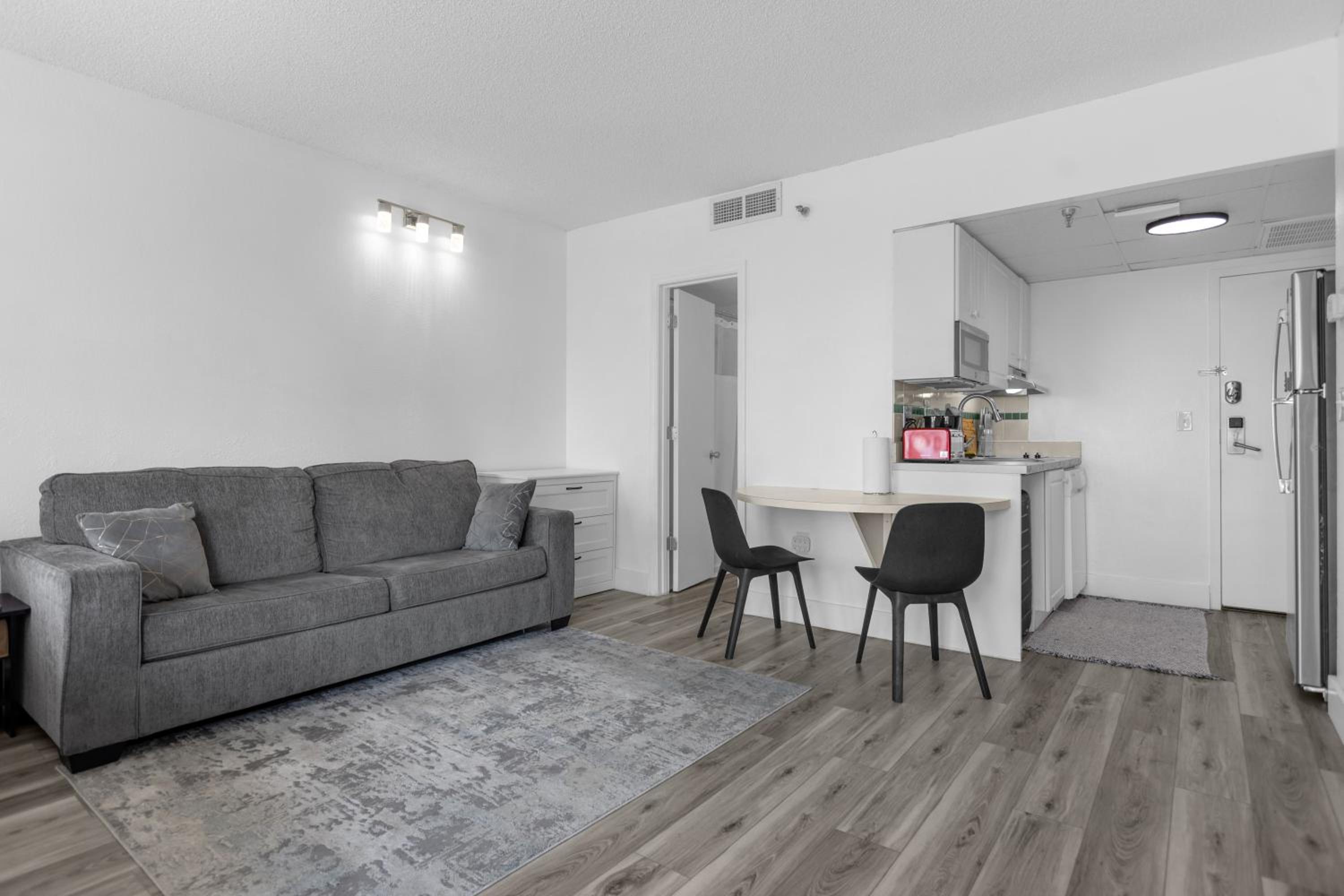 Cozy Condo on International Dr. Near Universal Studios