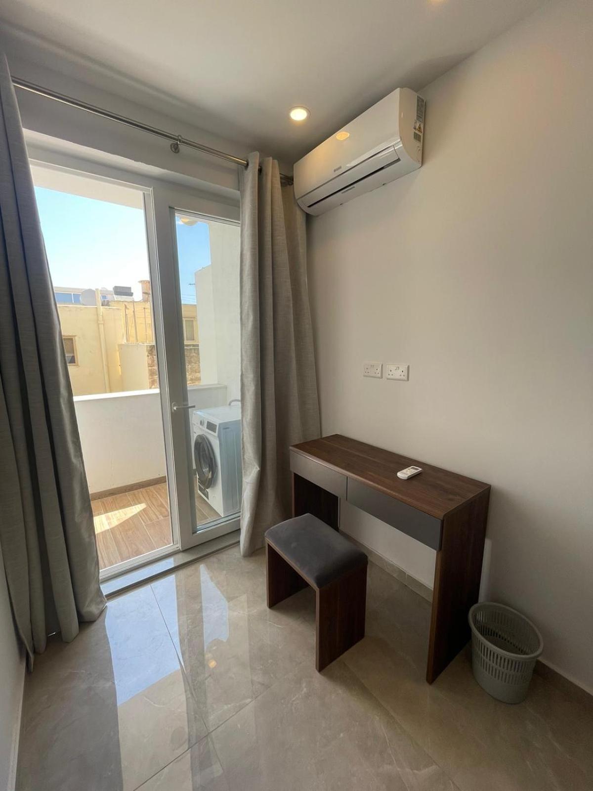 OpenView Apartment Marsaxlokk