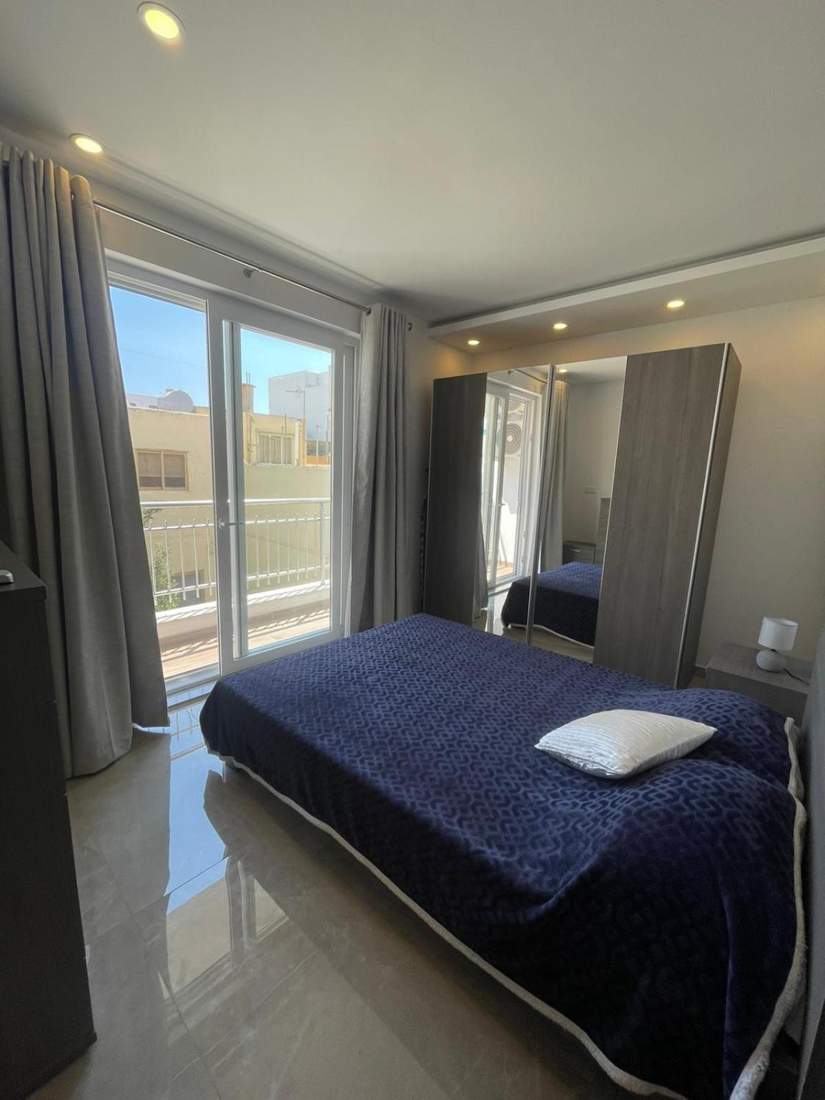 OpenView Apartment Marsaxlokk