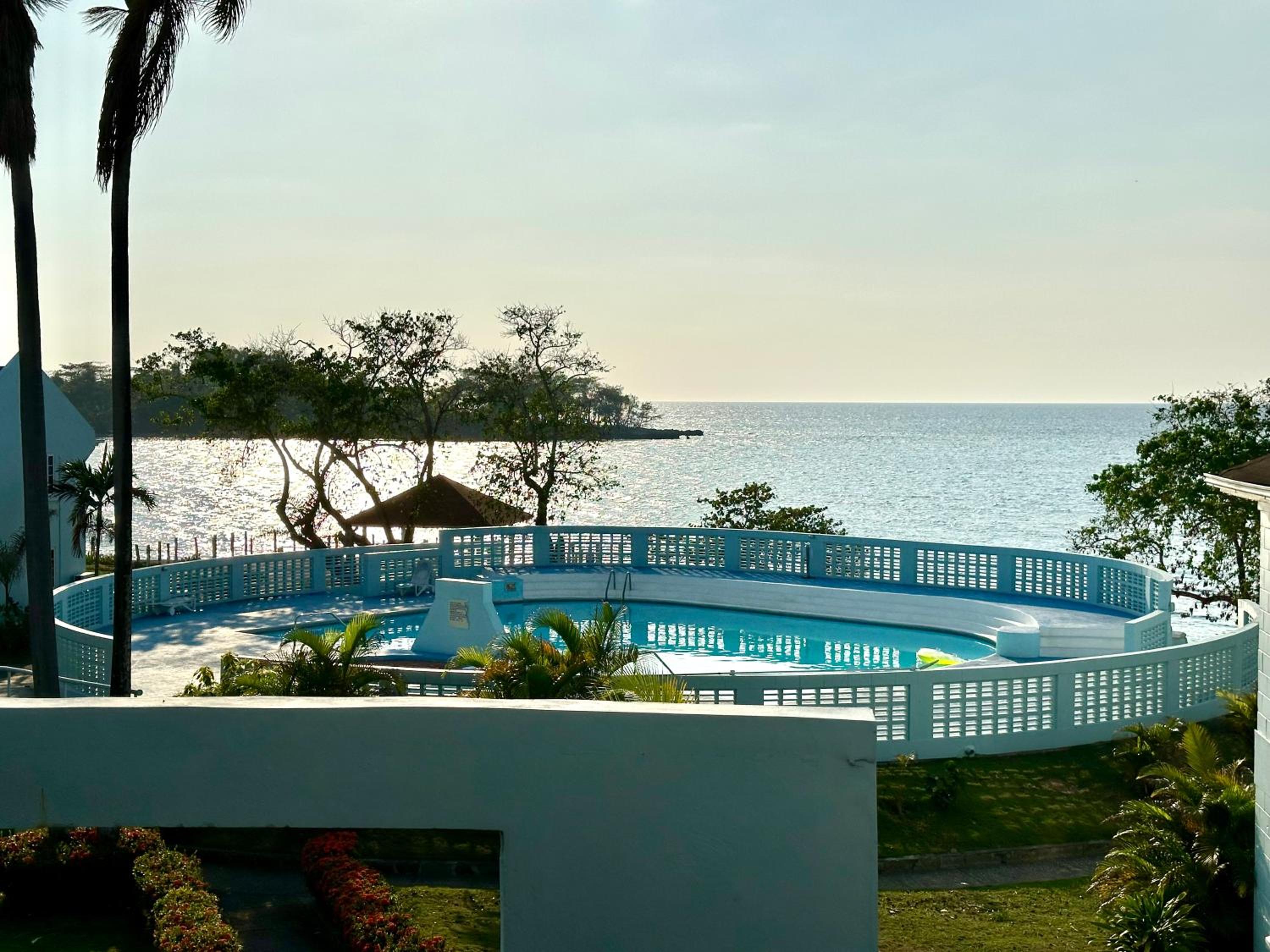 Seaside 2 Bedroom Oasis at 7 Miles Beach, Negril, Point Village view 4