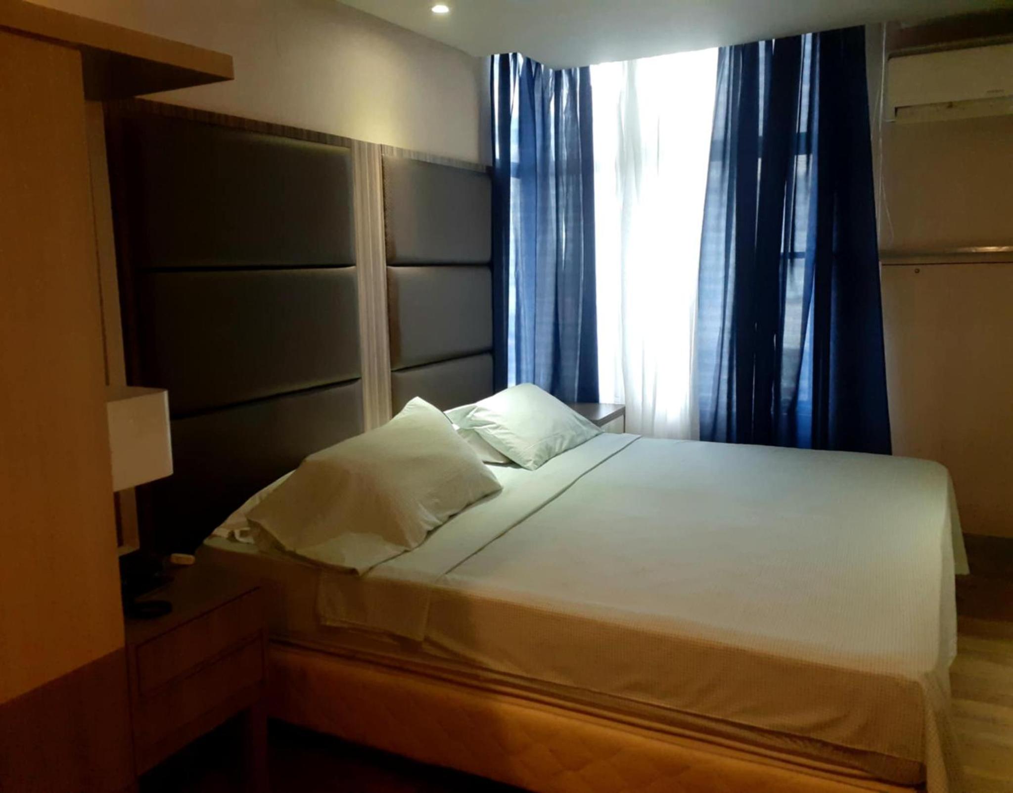 Cozy Unit in Makati