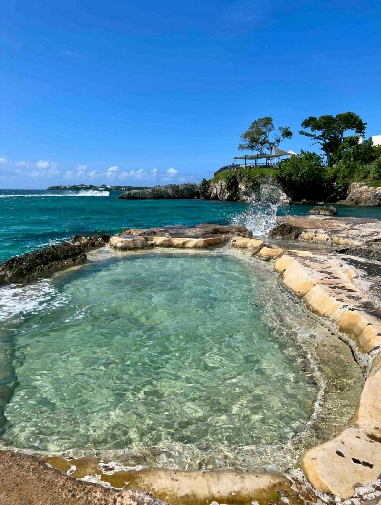 Seaside 2 Bedroom Oasis at 7 Miles Beach, Negril, Point Village view 3