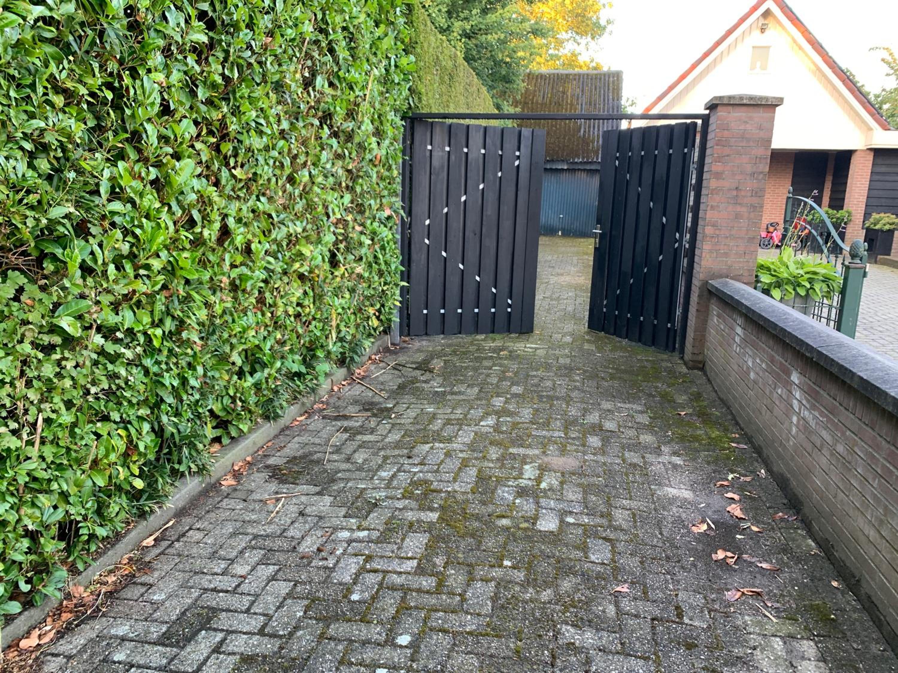 Comfortabele Familie Suite met 2 slaapkamers, balkon, speelzolder, Airco