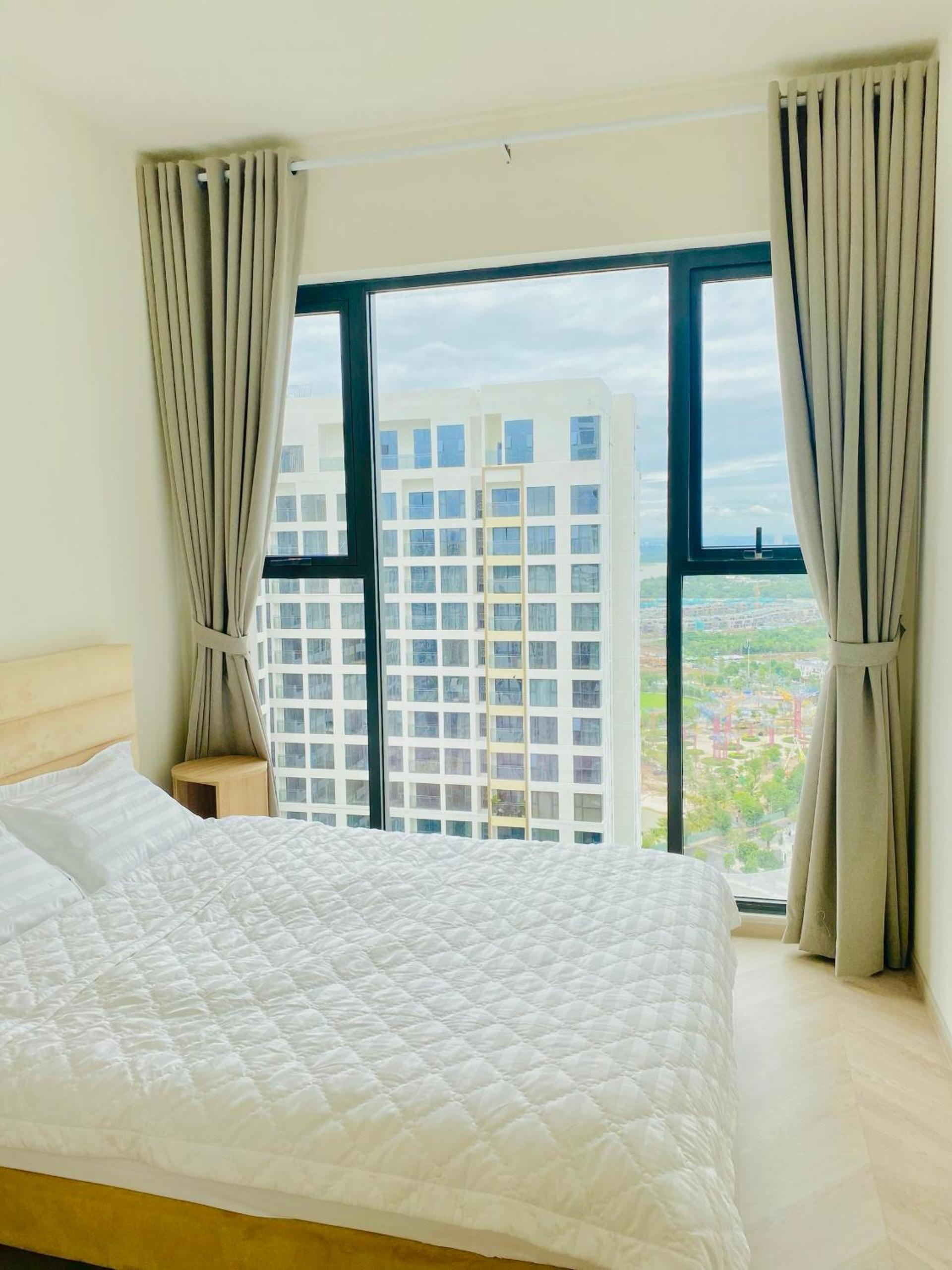 Masteri Centre Point, Thủ Đức với 2 PN, Netflix view 2
