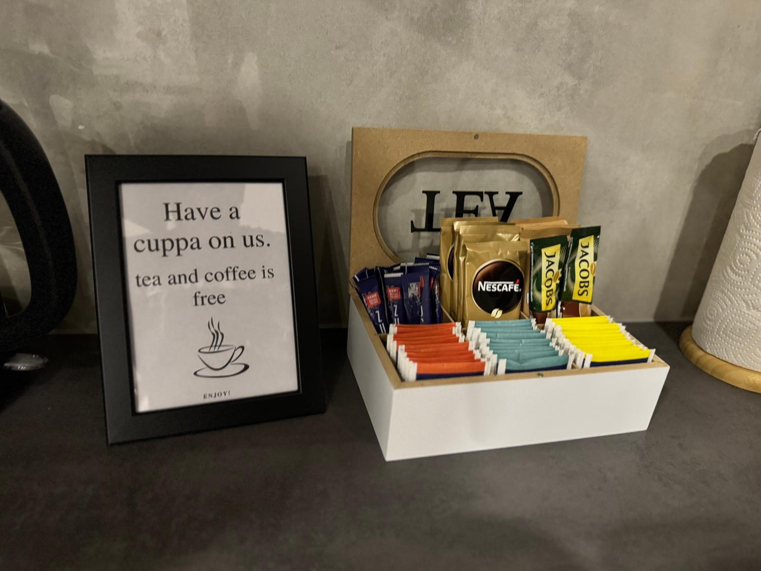 Best Central Apartment - am Marktplatz - Up to 5 - Next to Frankfurt and Hanau - Coffee and Snacks - Netflix, Prime, Disney