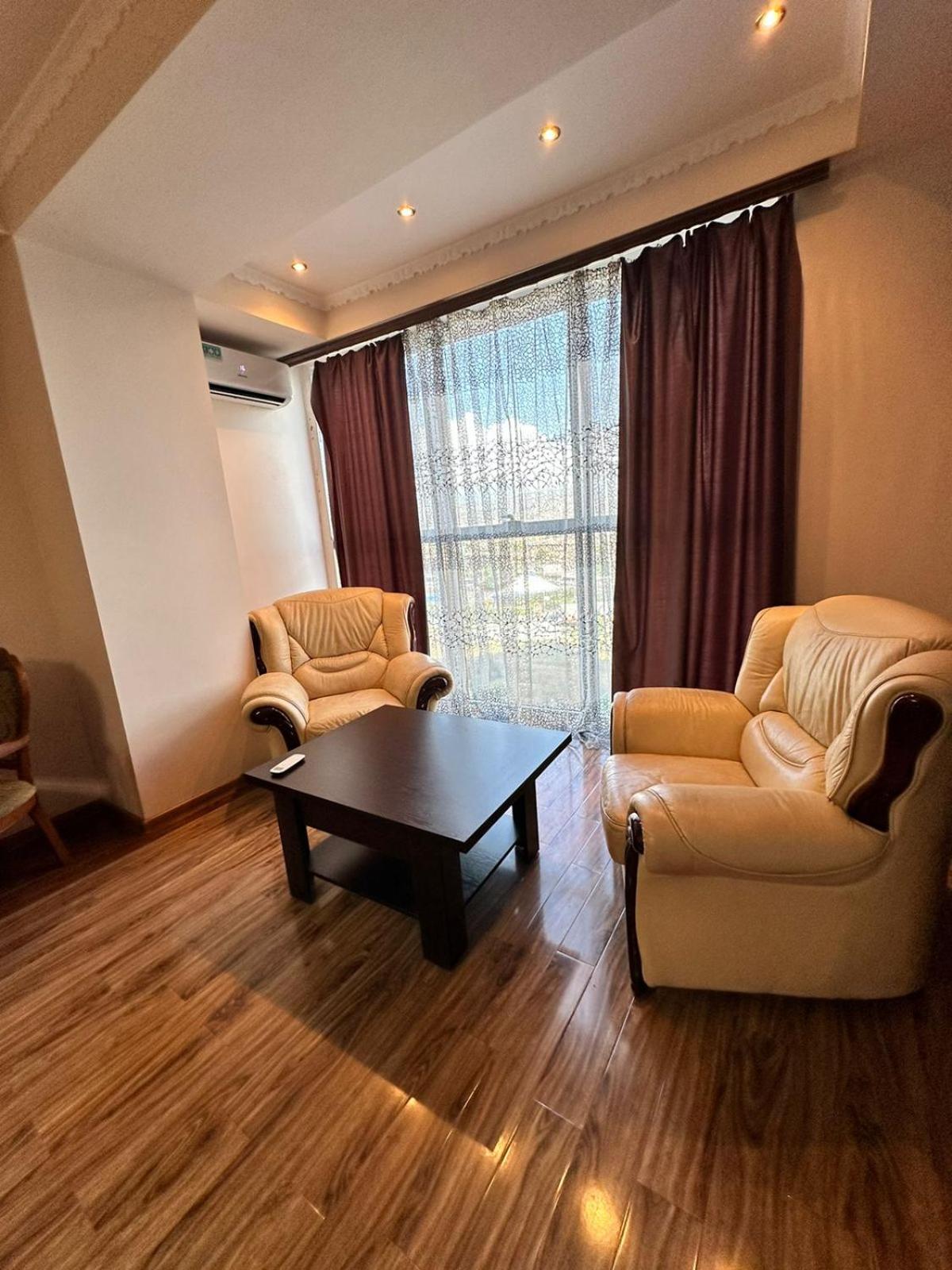 Avchieva's 222 apt on Tsitsernakaberd HW