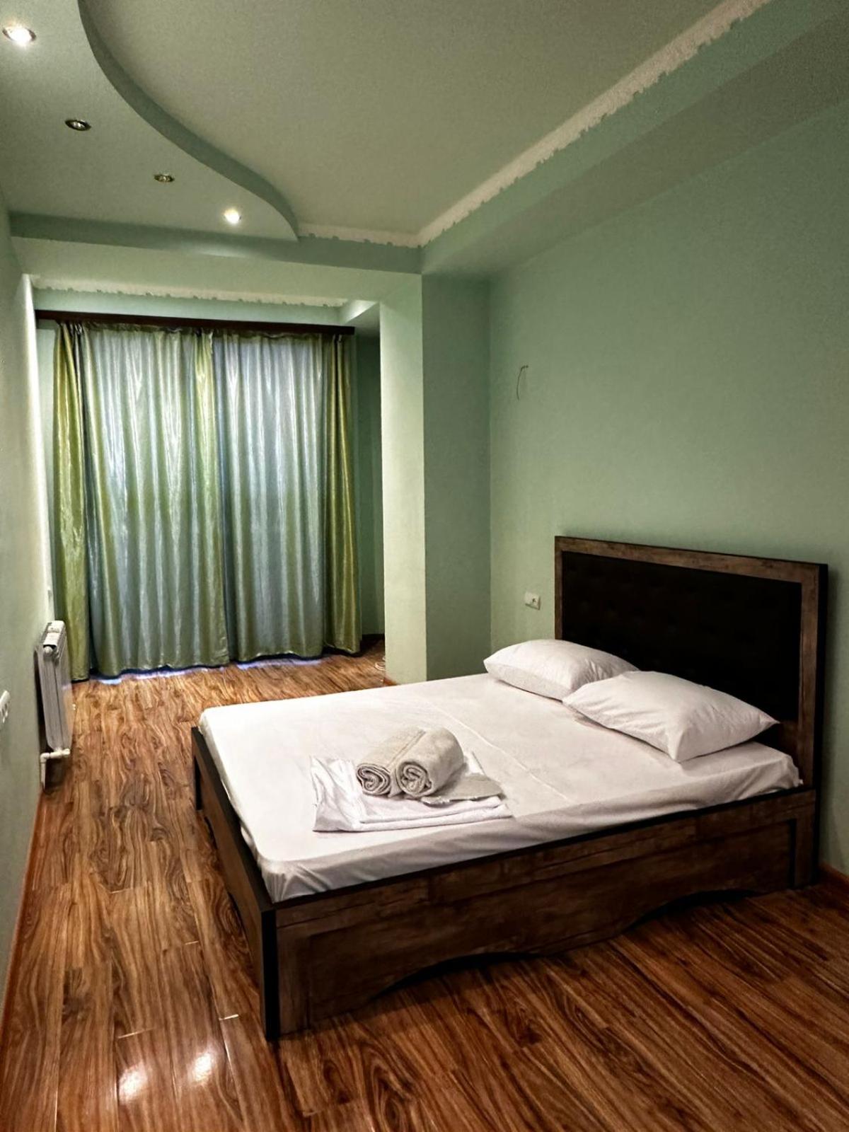 Avchieva's 222 apt on Tsitsernakaberd HW