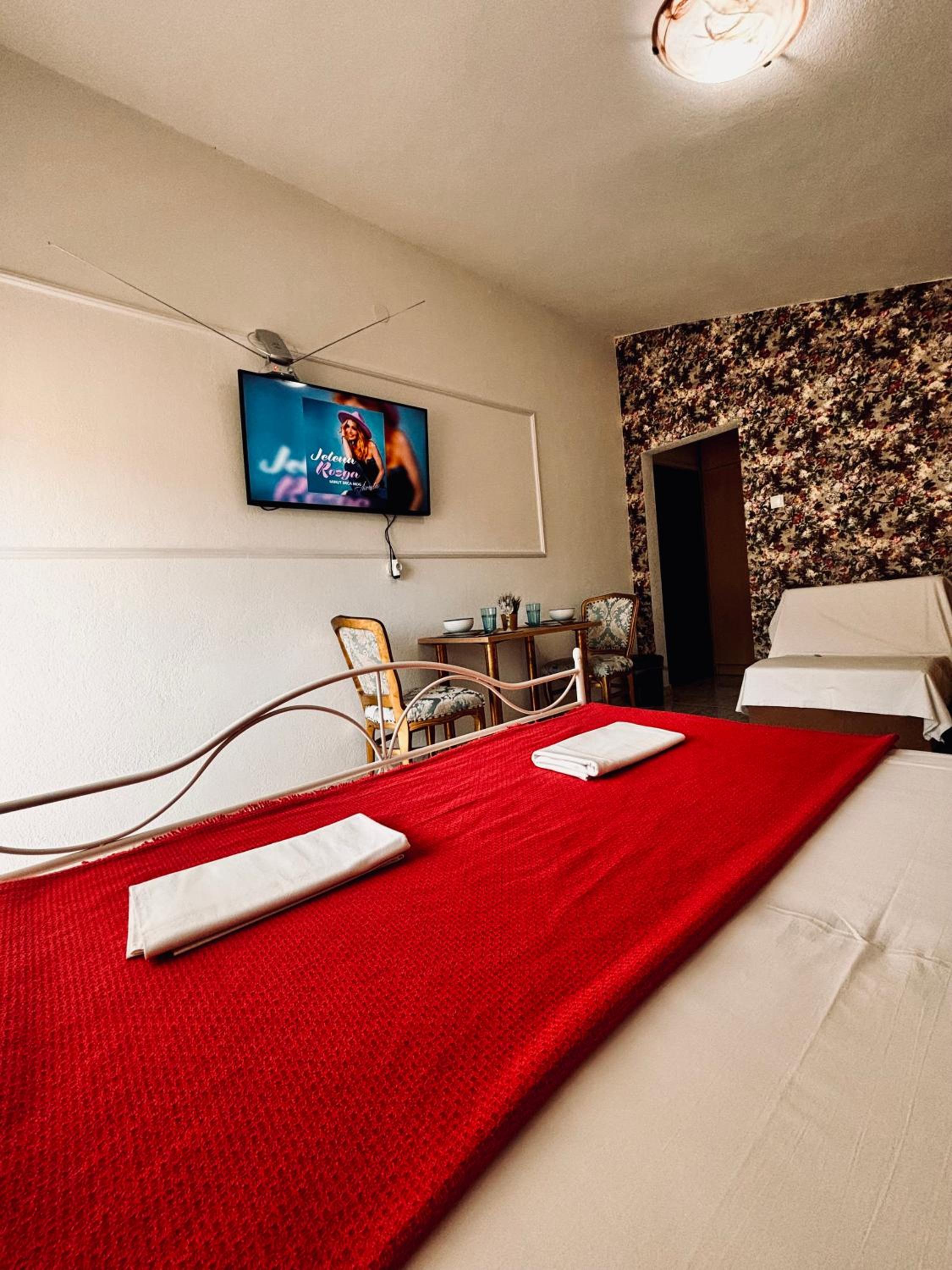 Apartmani Mirjana