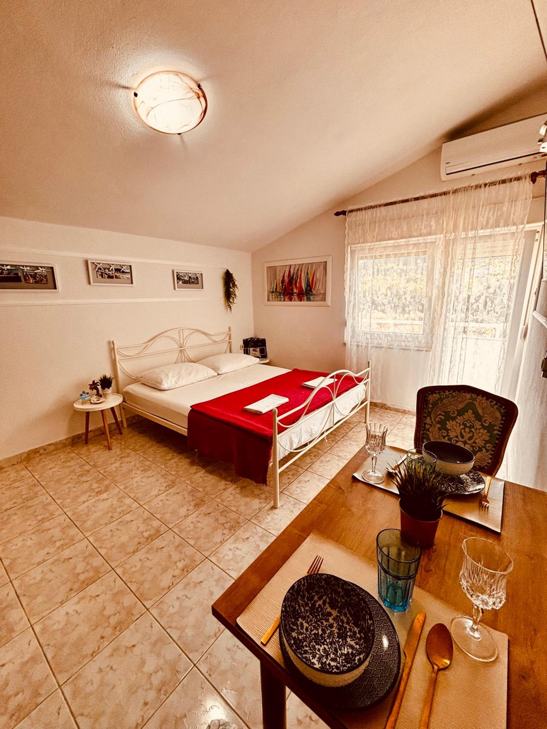 Apartmani Mirjana