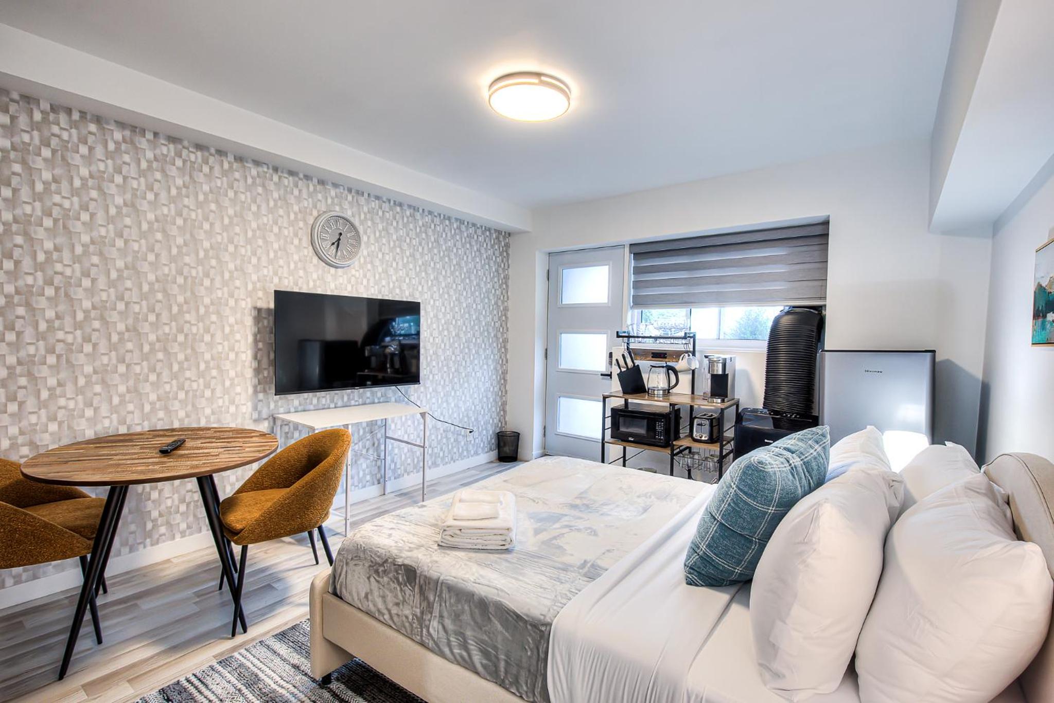 Le Rêve Montréal! New & Modern! Easy Access Downtown & Attractions!