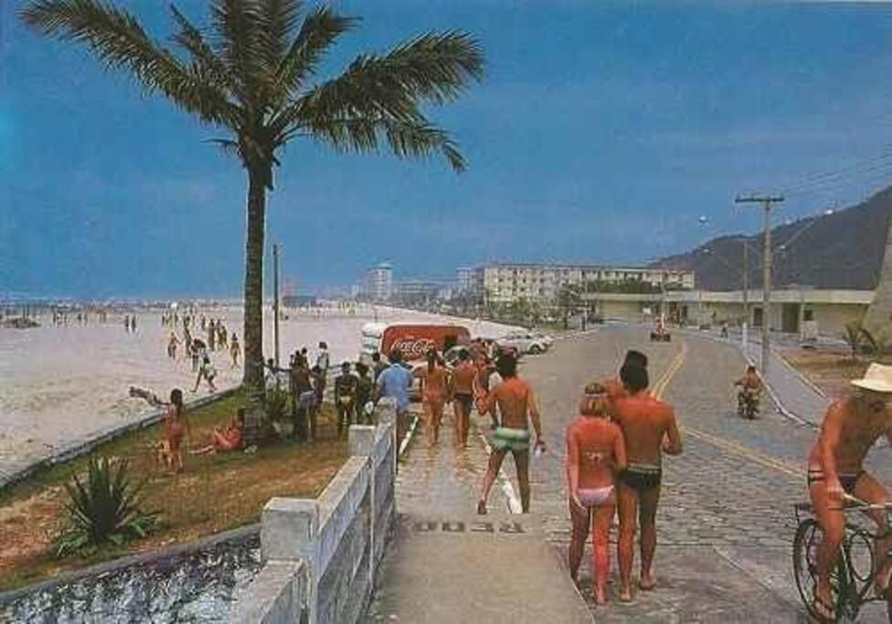 Pé na areia 3 mercados na rua centro de Mongaguá