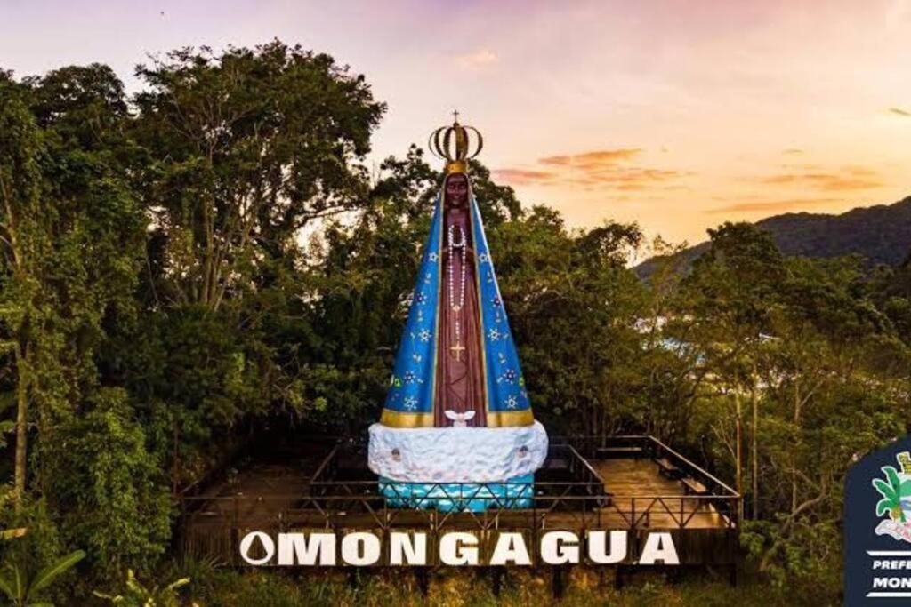 Pé na areia 3 mercados na rua centro de Mongaguá