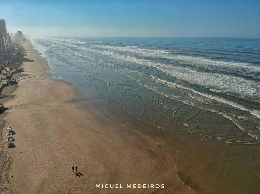 Pé na areia 3 mercados na rua centro de Mongaguá
