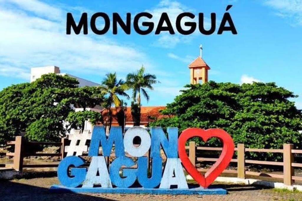 Pé na areia 3 mercados na rua centro de Mongaguá
