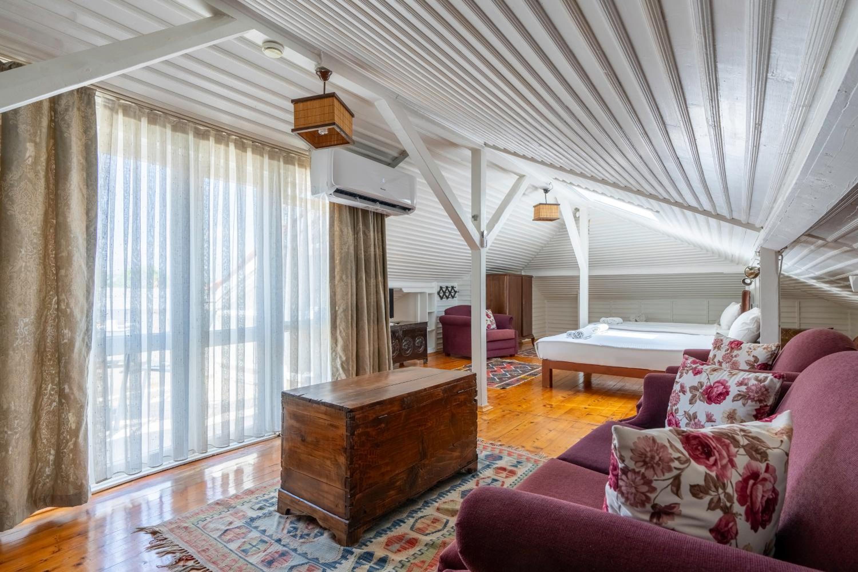 Atelya Art Hotel - Image 89
