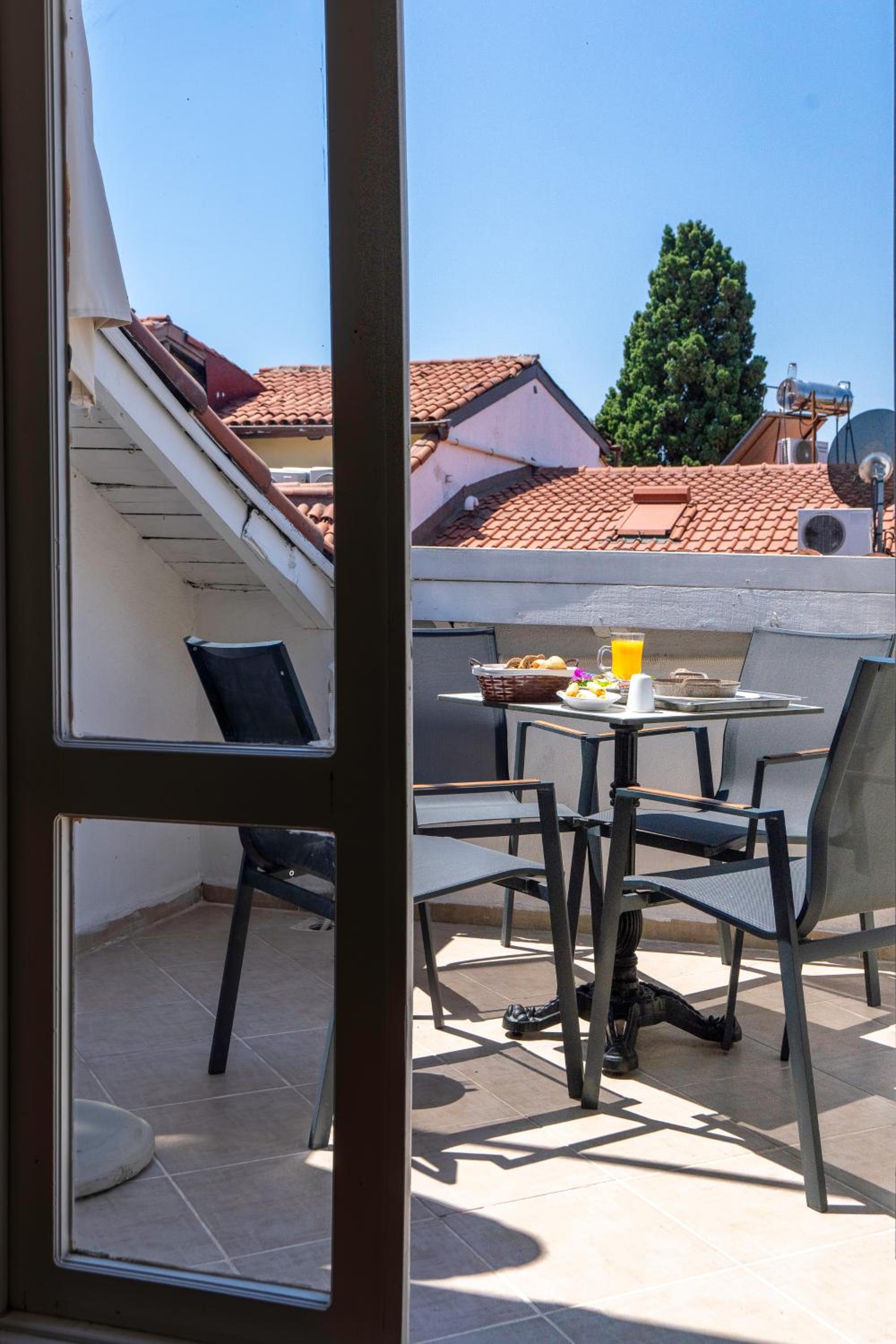 Atelya Art Hotel - Image 88