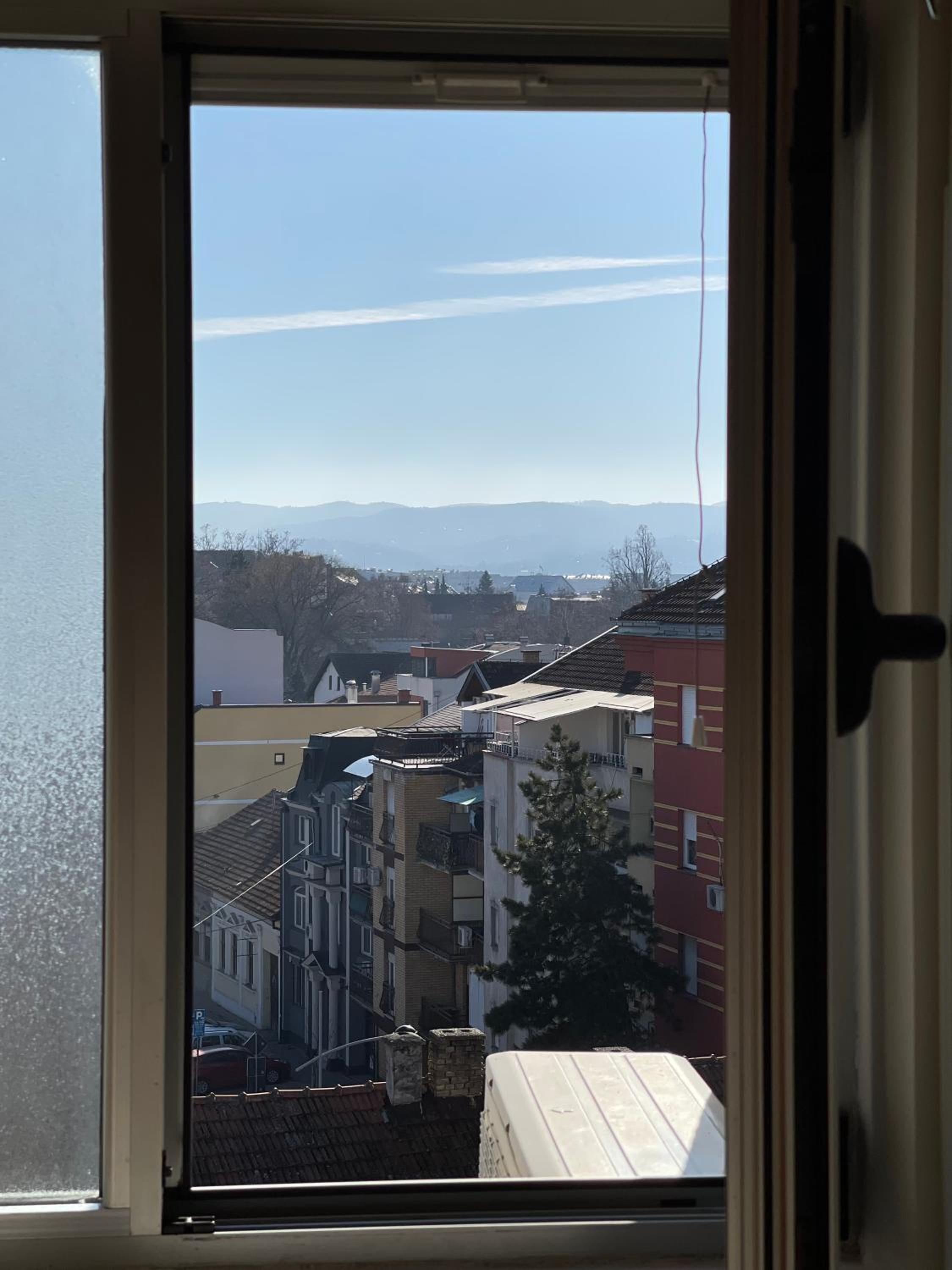Family&Business 100m2 Apt-CityCenter, Fair & Park