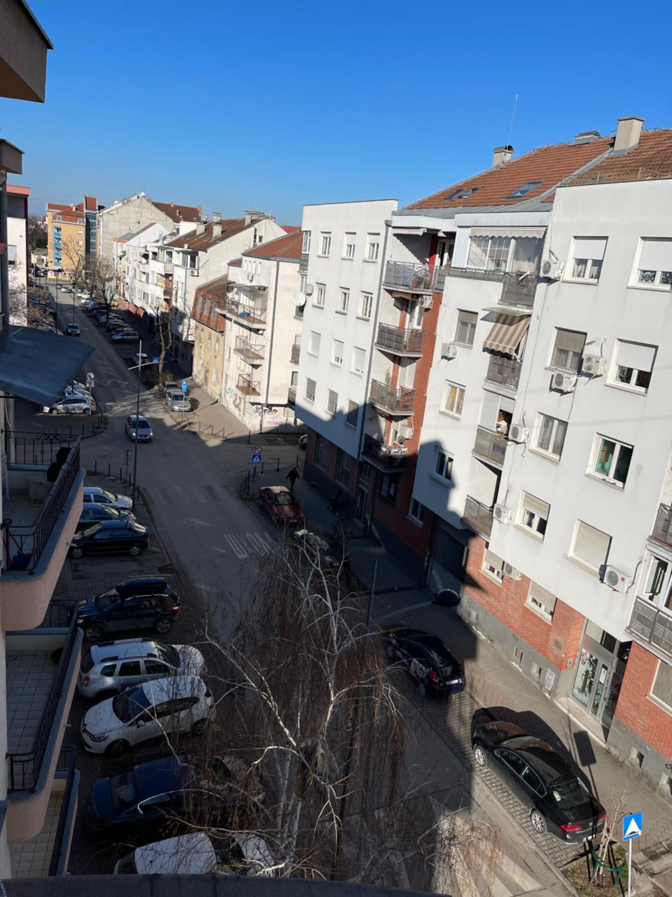 Family&Business 100m2 Apt-CityCenter, Fair & Park