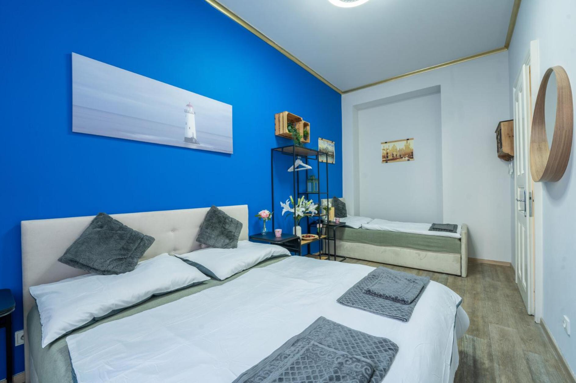 Spacious 95m2 Riverside Apartment Zborovska Prague Smichov